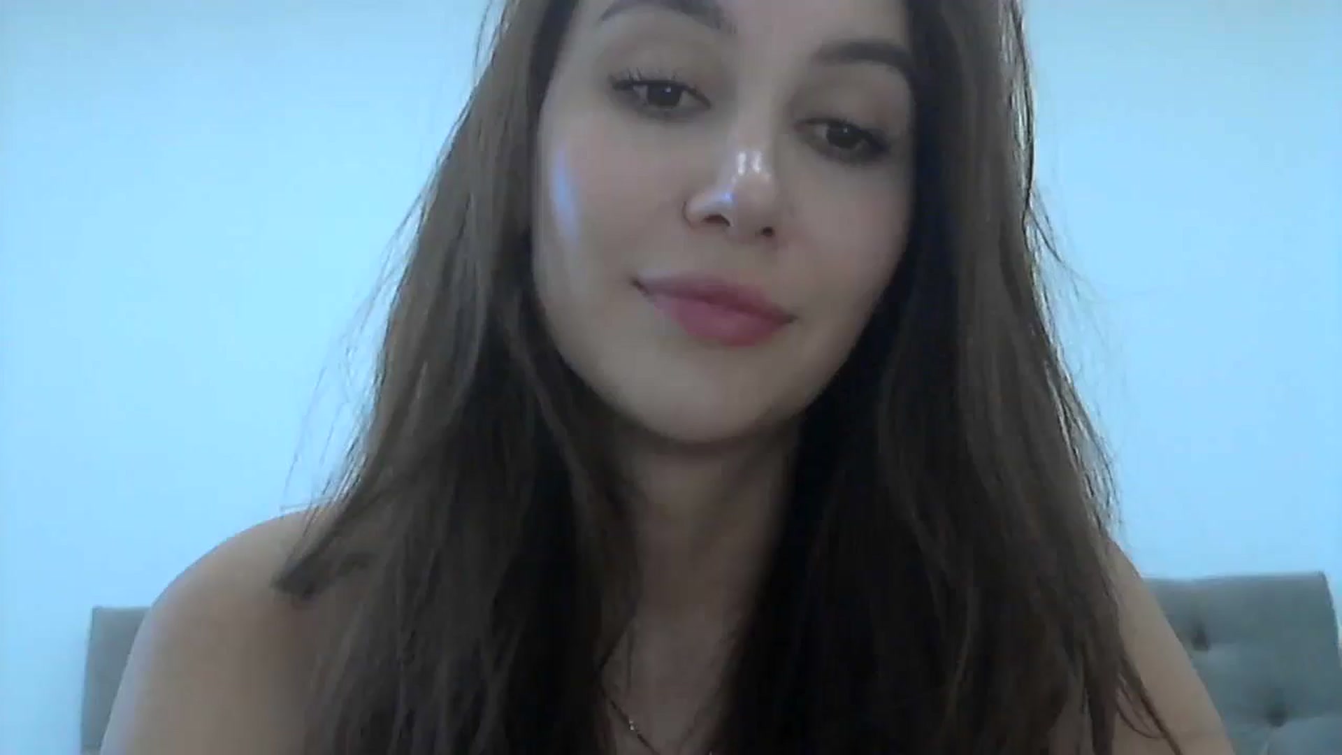Gallery image thumbnail from HappinessInMe's myfreecams stream on, 05/25/2024, 16:19 image 4 of 20