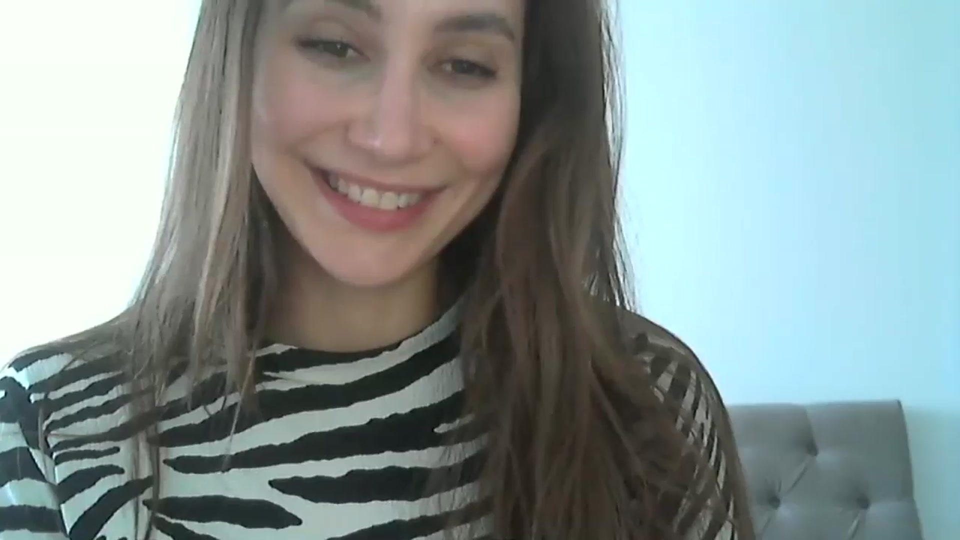 Gallery image thumbnail from HappinessInMe's myfreecams stream on, 05/27/2024, 14:38 image 8 of 20
