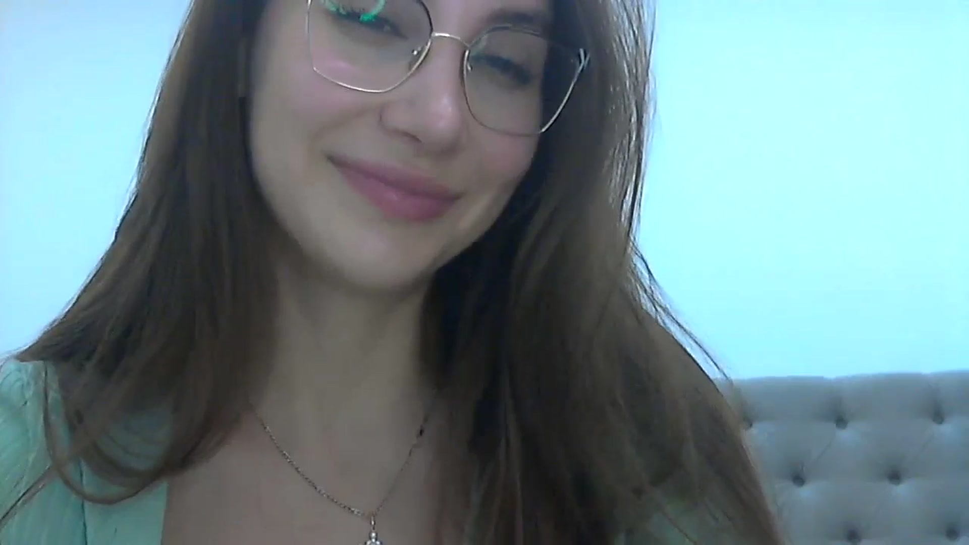 Gallery image thumbnail from HappinessInMe's myfreecams stream on, 05/28/2024, 20:24 image 2 of 20
