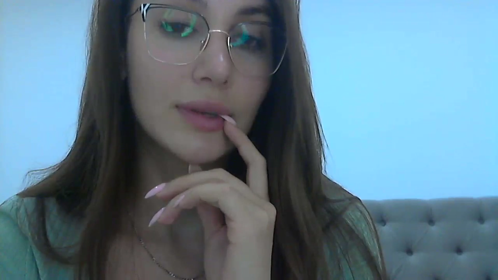 Gallery image thumbnail from HappinessInMe's myfreecams stream on, 05/28/2024, 20:24 image 5 of 20