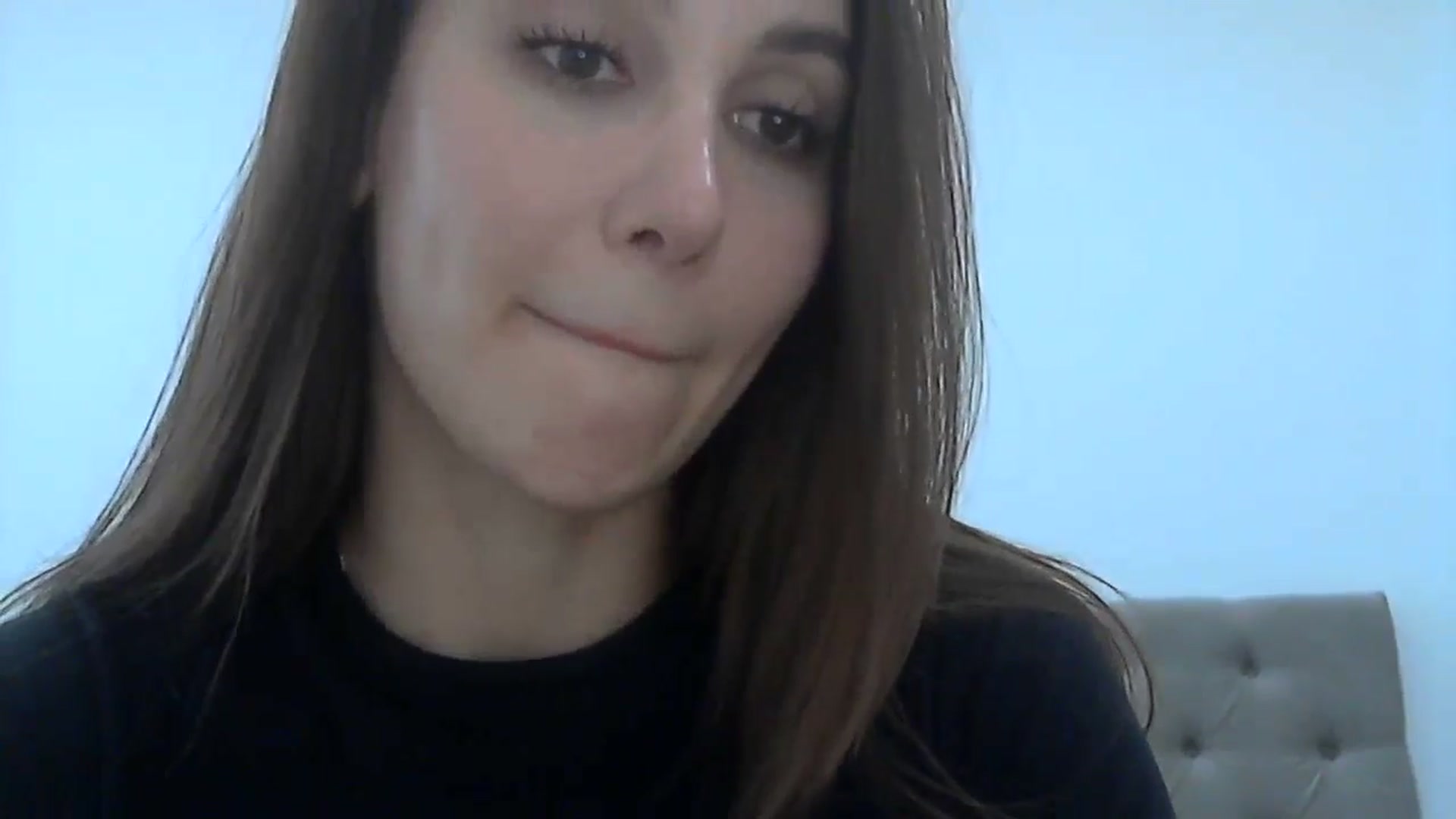 Gallery image thumbnail from HappinessInMe's myfreecams stream on, 05/29/2024, 15:00 image 14 of 20