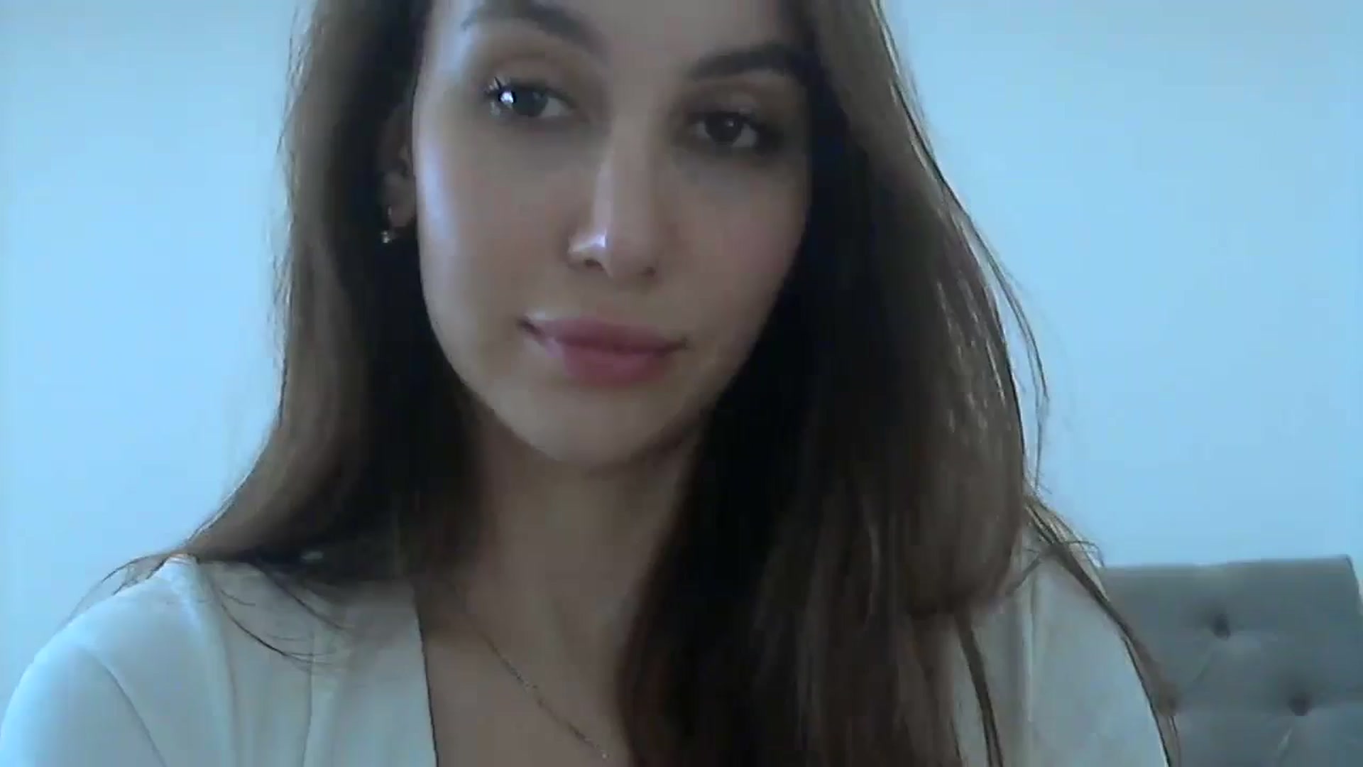 Gallery image thumbnail from HappinessInMe's myfreecams stream on, 05/31/2024, 16:00 image 12 of 20