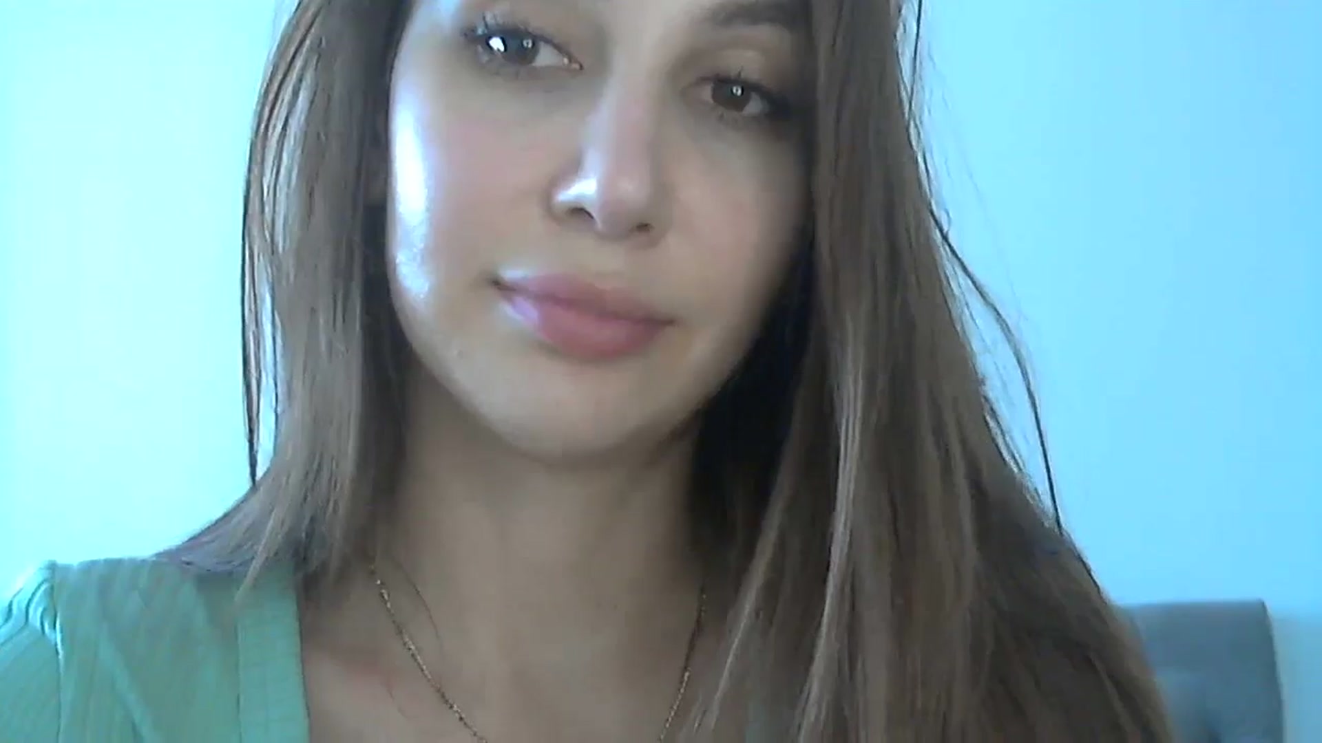 Gallery image thumbnail from HappinessInMe's myfreecams stream on, 06/10/2024, 14:36 image 16 of 20