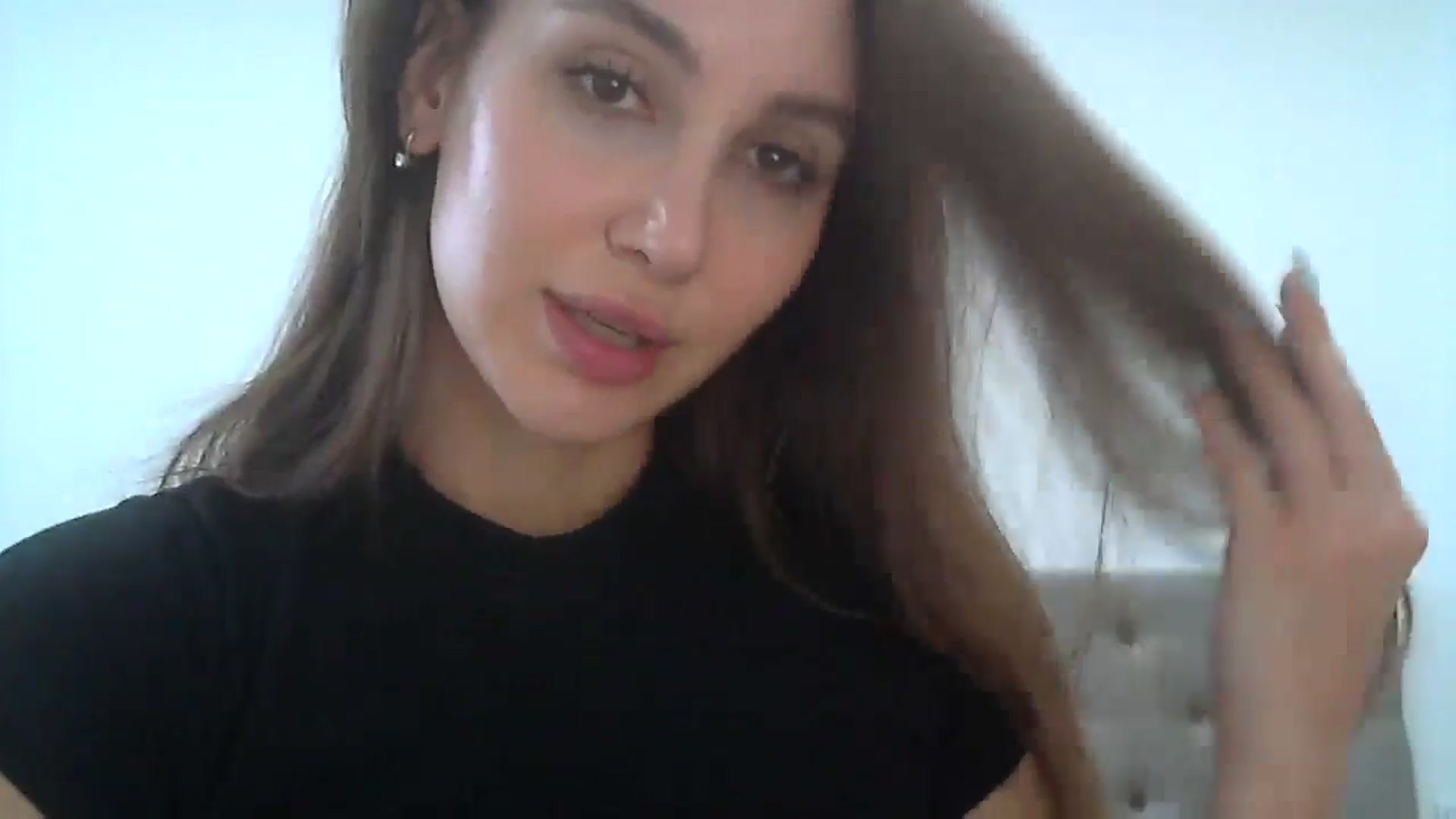 Gallery image thumbnail from HappinessInMe's myfreecams stream on, 06/11/2024, 15:15 image 18 of 20