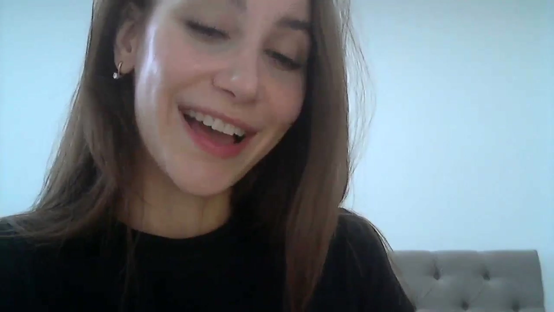 Gallery image thumbnail from HappinessInMe's myfreecams stream on, 06/11/2024, 15:15 image 5 of 20