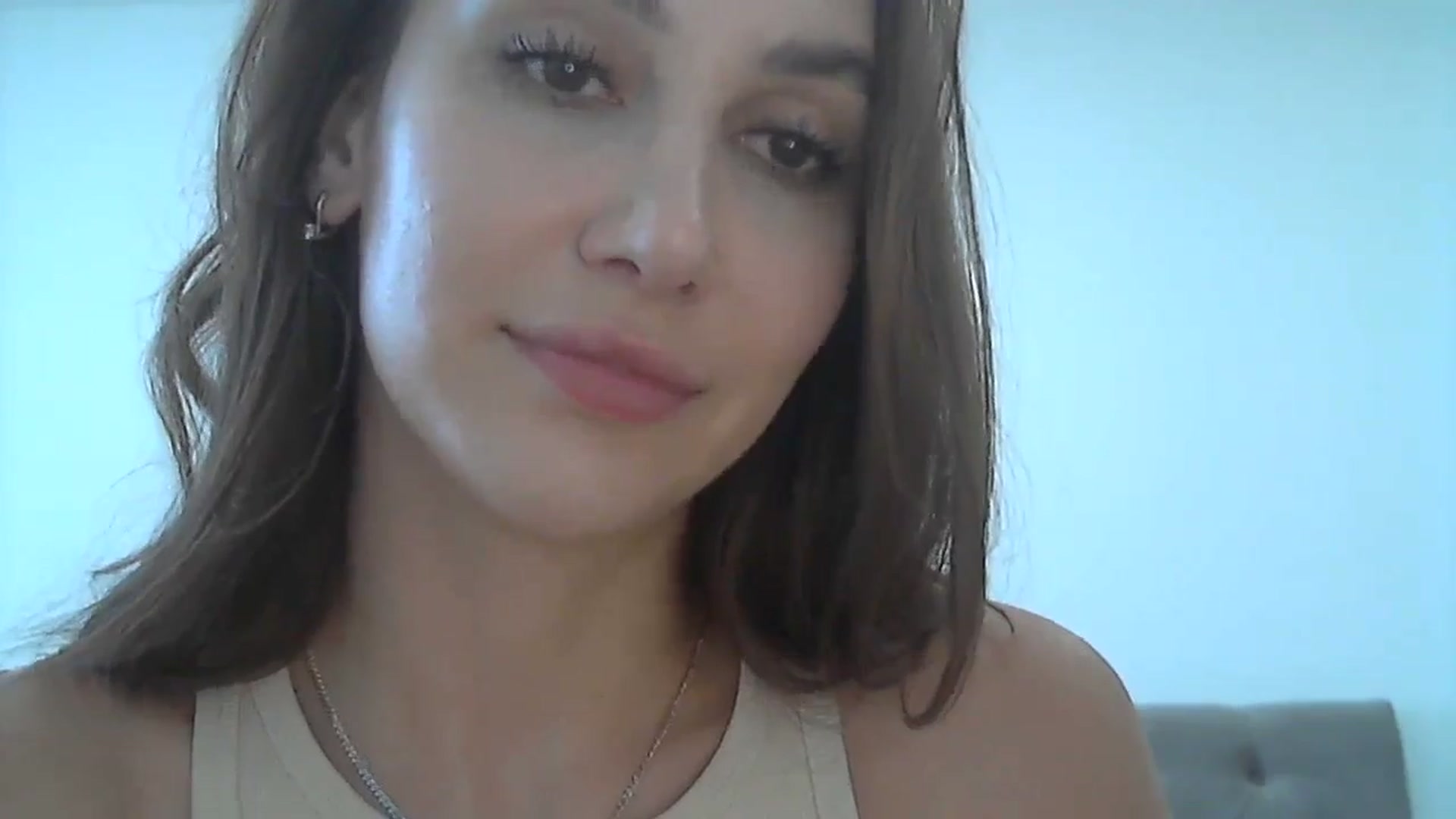 Gallery image thumbnail from HappinessInMe's myfreecams stream on, 07/09/2024, 13:19 image 2 of 20