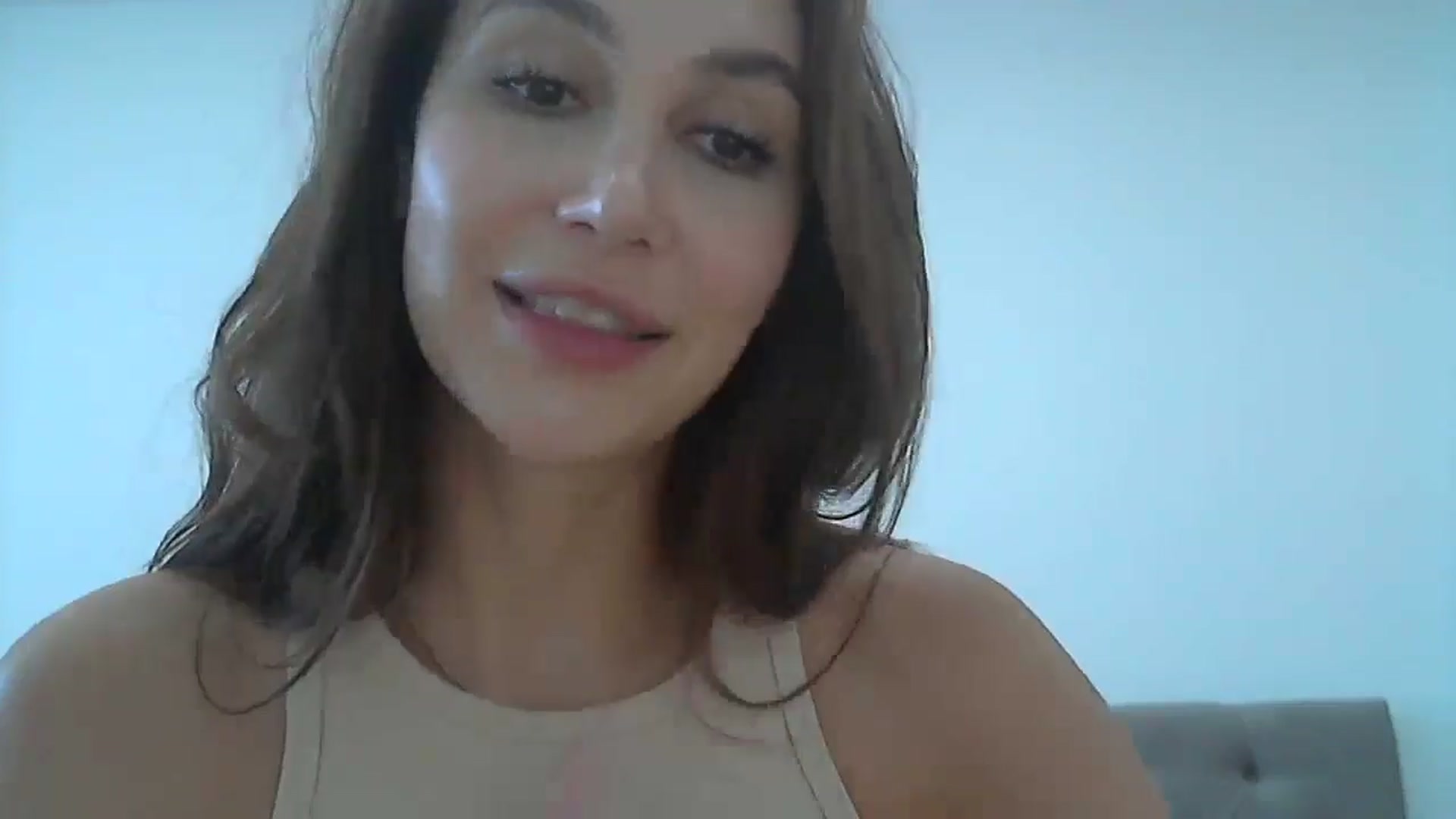 Gallery image thumbnail from HappinessInMe's myfreecams stream on, 07/09/2024, 13:19 image 15 of 20