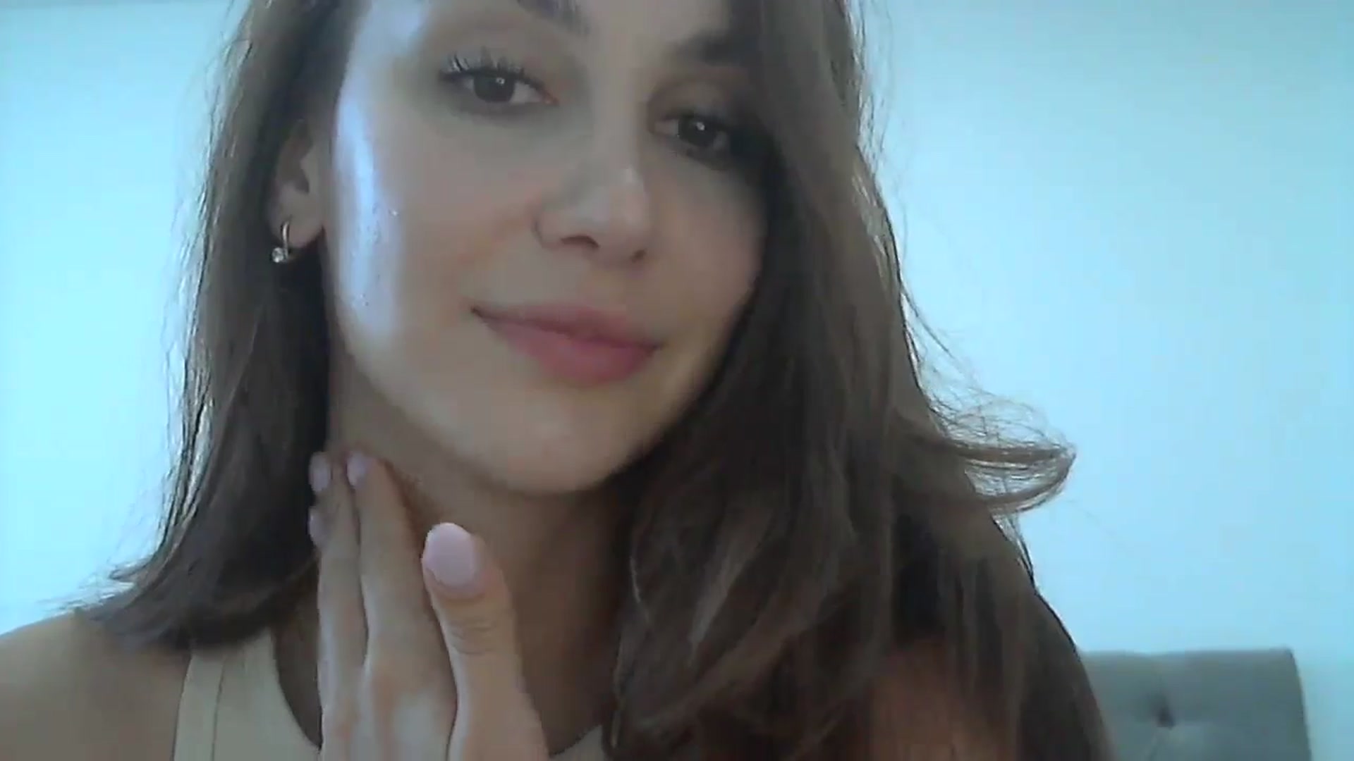 Gallery image thumbnail from HappinessInMe's myfreecams stream on, 07/09/2024, 13:19 image 5 of 20