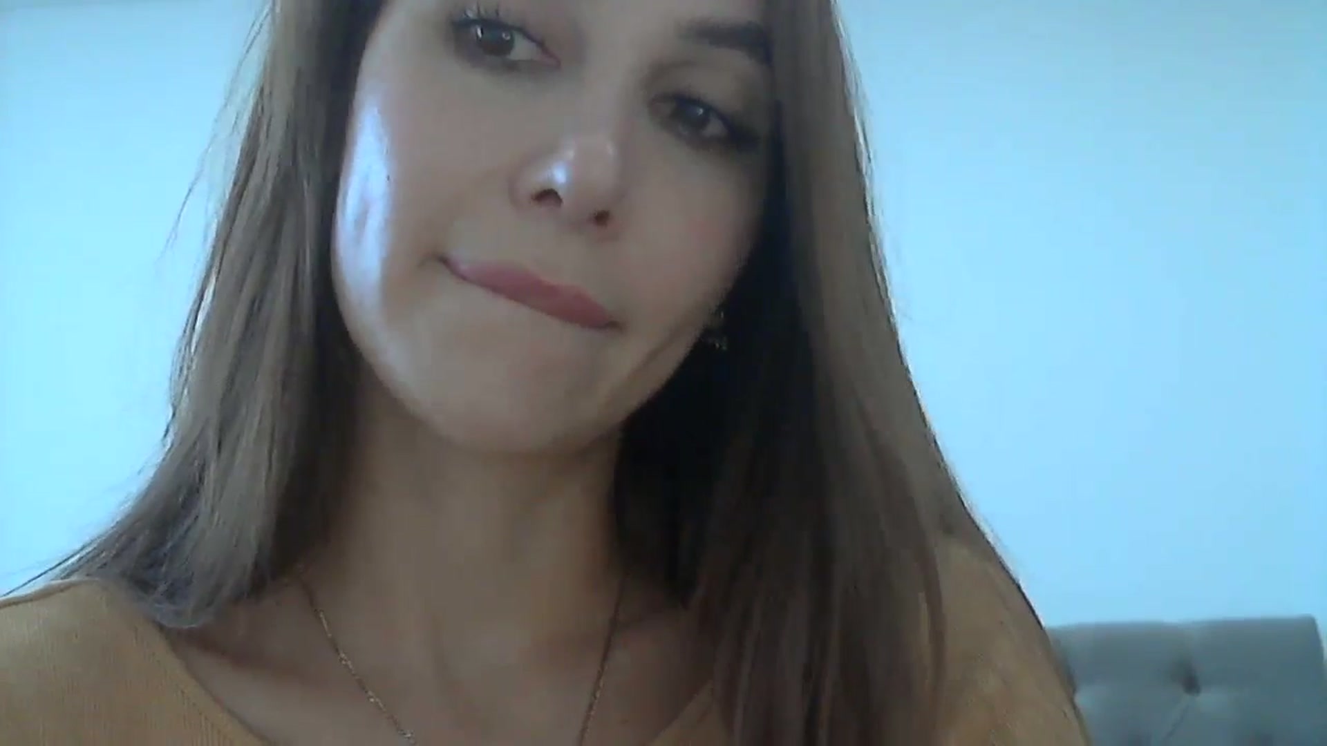 Gallery image thumbnail from HappinessInMe's myfreecams stream on, 08/04/2024, 13:57 image 6 of 20