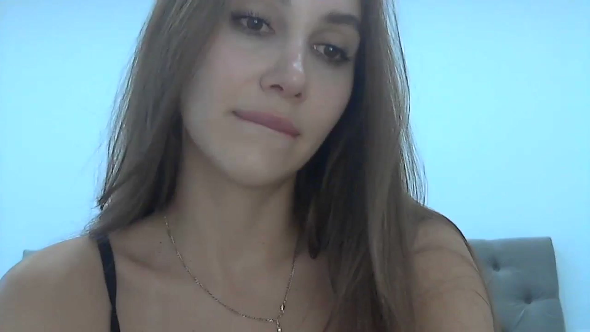 Gallery image thumbnail from HappinessInMe's myfreecams stream on, 08/08/2024, 16:20 image 14 of 20