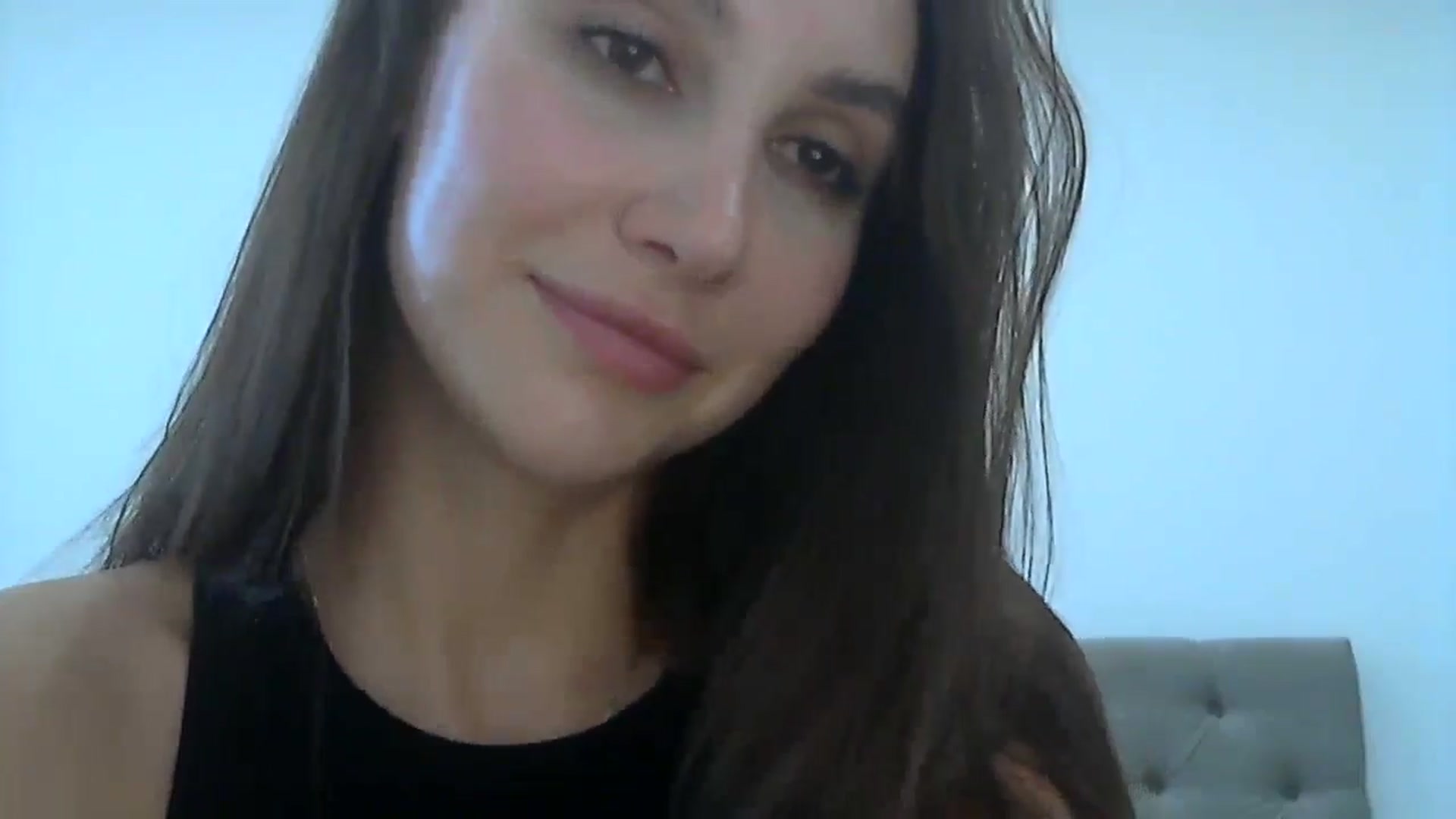 Gallery image thumbnail from HappinessInMe's myfreecams stream on, 08/15/2024, 13:35 image 14 of 20