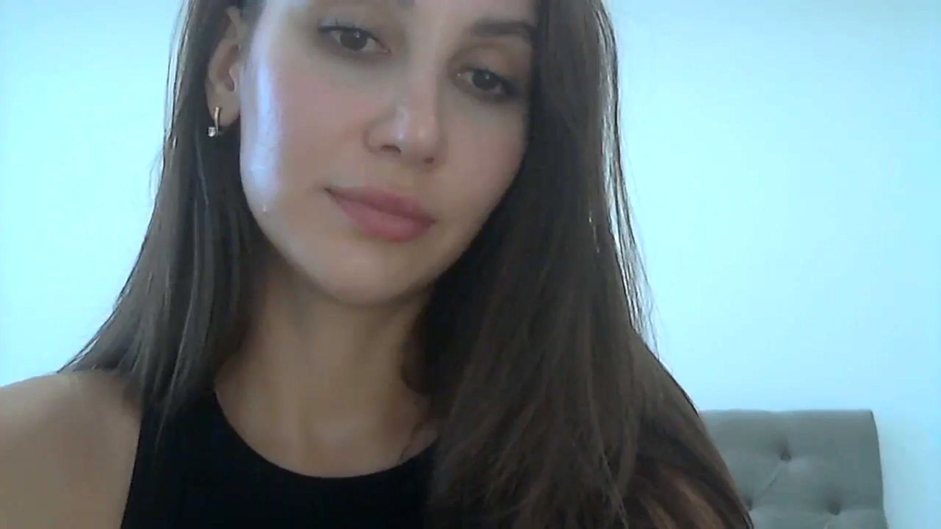 Gallery image thumbnail from HappinessInMe's myfreecams stream on, 08/15/2024, 13:35 image 15 of 20