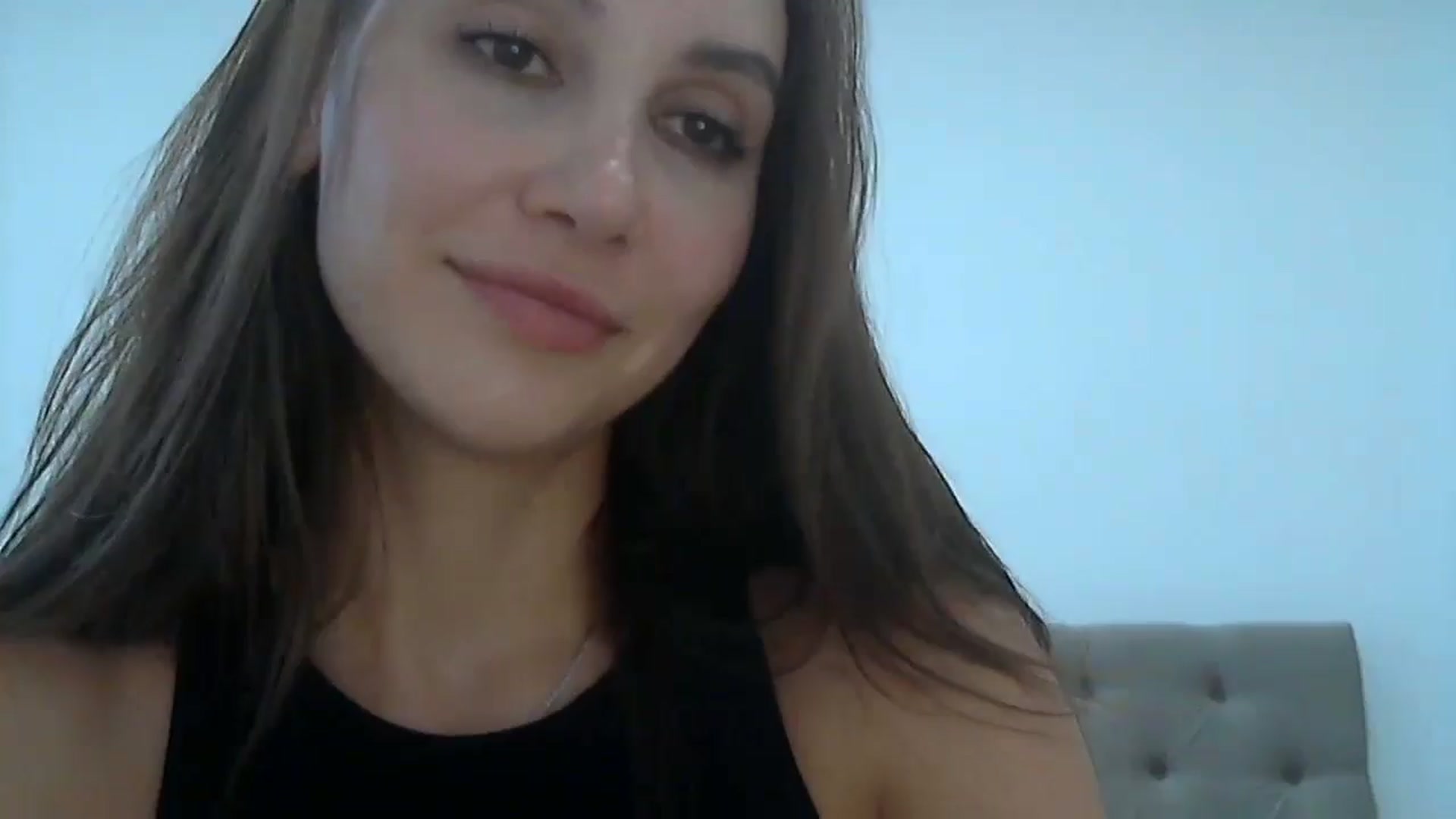 Gallery image thumbnail from HappinessInMe's myfreecams stream on, 08/15/2024, 13:35 image 19 of 20