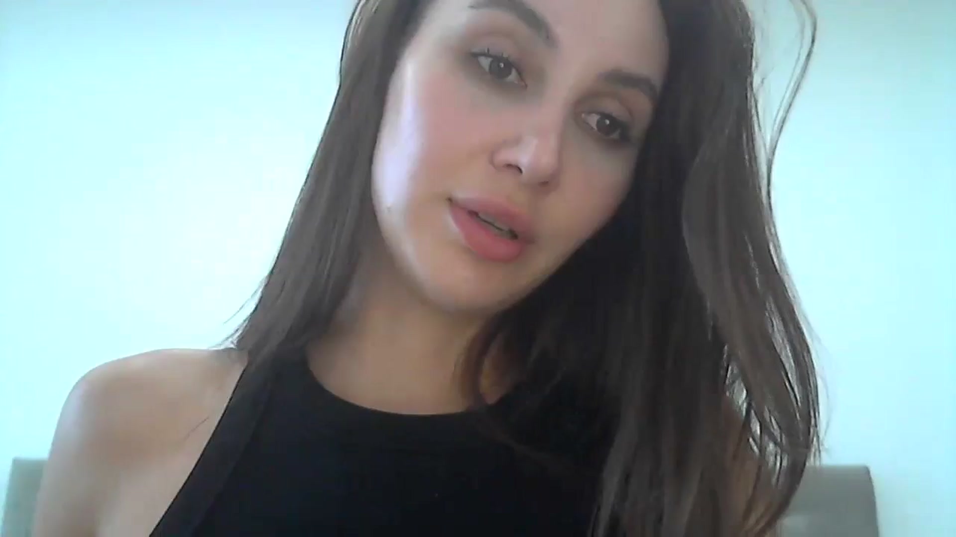 Gallery image thumbnail from HappinessInMe's myfreecams stream on, 08/15/2024, 13:35 image 3 of 20