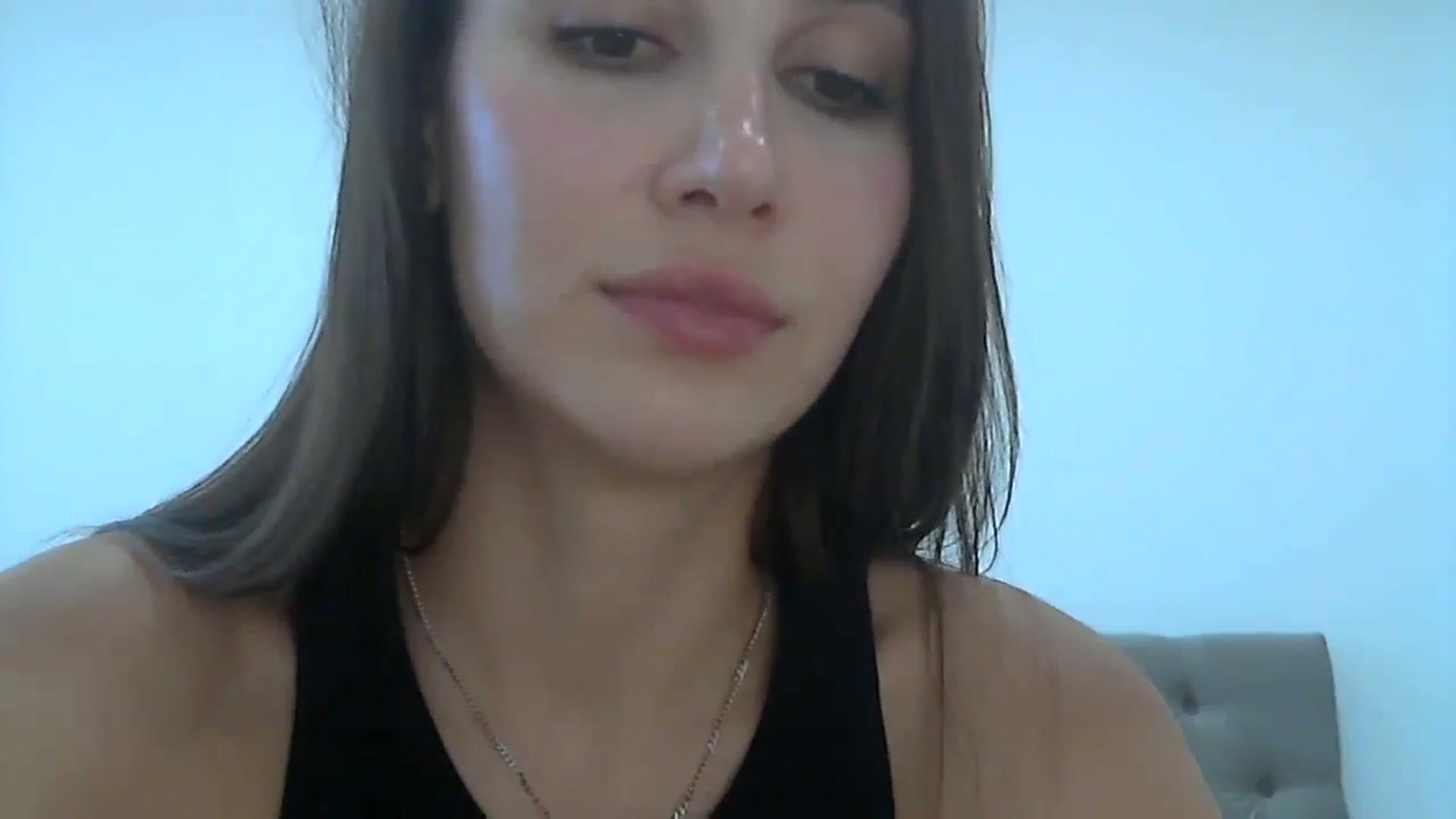 Gallery image thumbnail from HappinessInMe's myfreecams stream on, 08/15/2024, 14:15 image 18 of 20