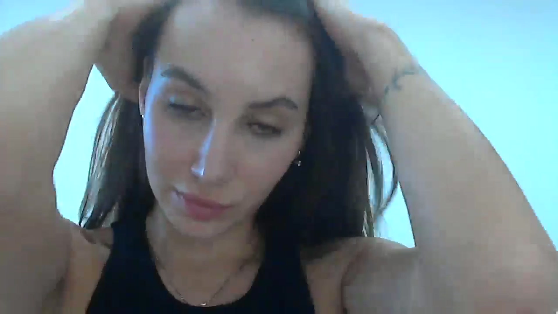 Gallery image thumbnail from HappinessInMe's myfreecams stream on, 08/15/2024, 14:15 image 8 of 20