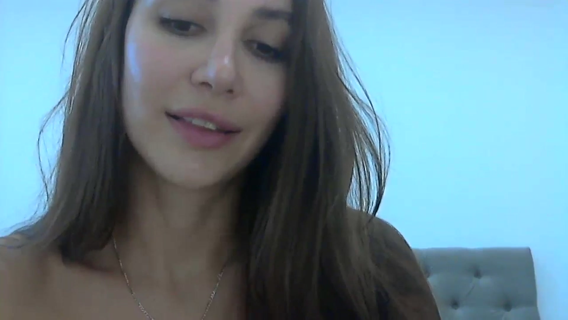 Gallery image thumbnail from HappinessInMe's myfreecams stream on, 08/21/2024, 14:18 image 18 of 20
