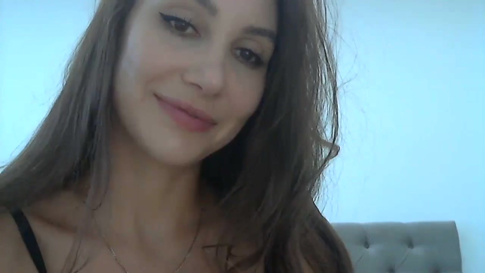 Gallery image thumbnail from HappinessInMe's myfreecams stream on, 08/24/2024, 14:13 image 17 of 20