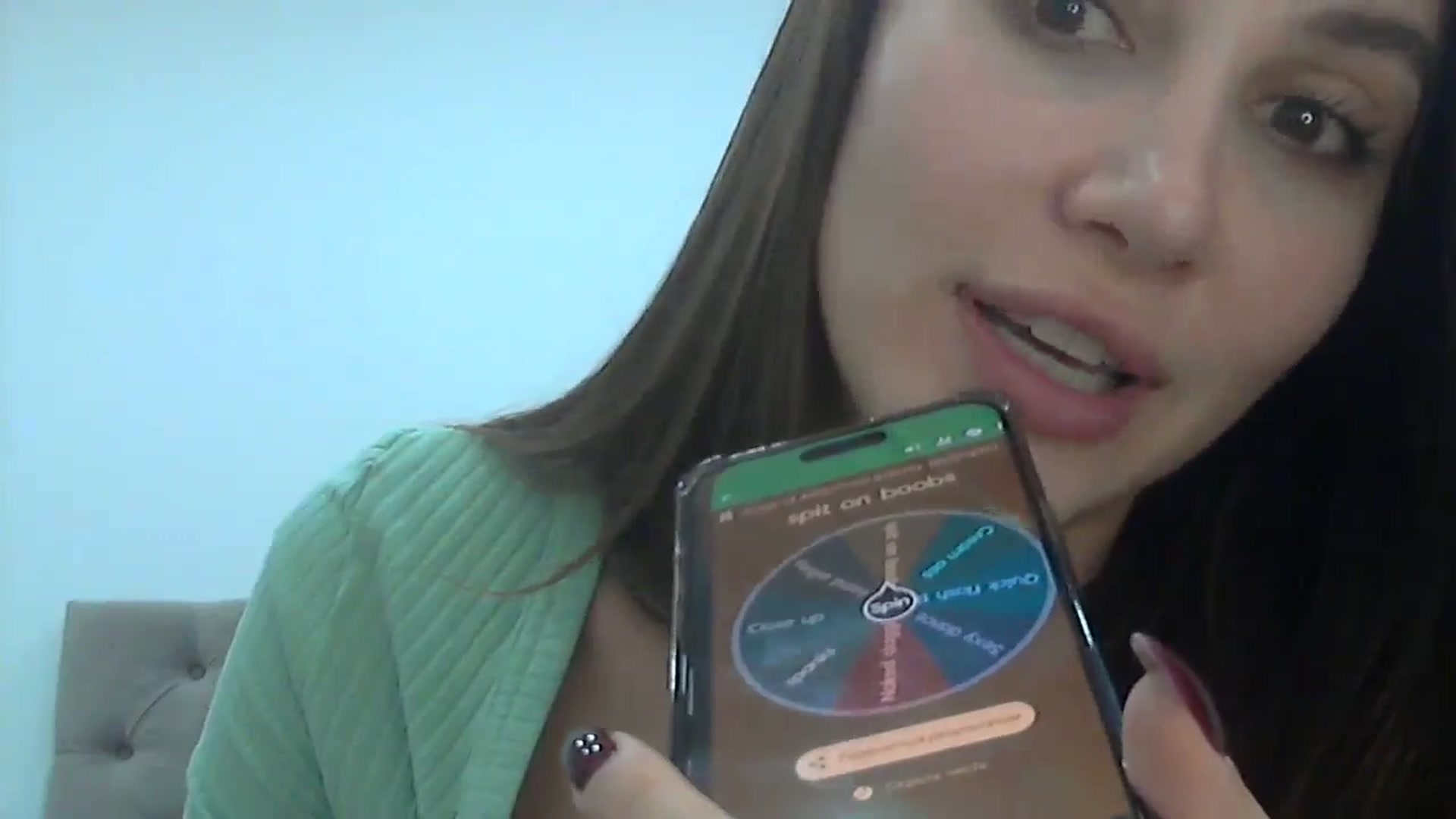 Gallery image thumbnail from HappinessInMe's myfreecams stream on, 10/15/2024, 15:51 image 15 of 20