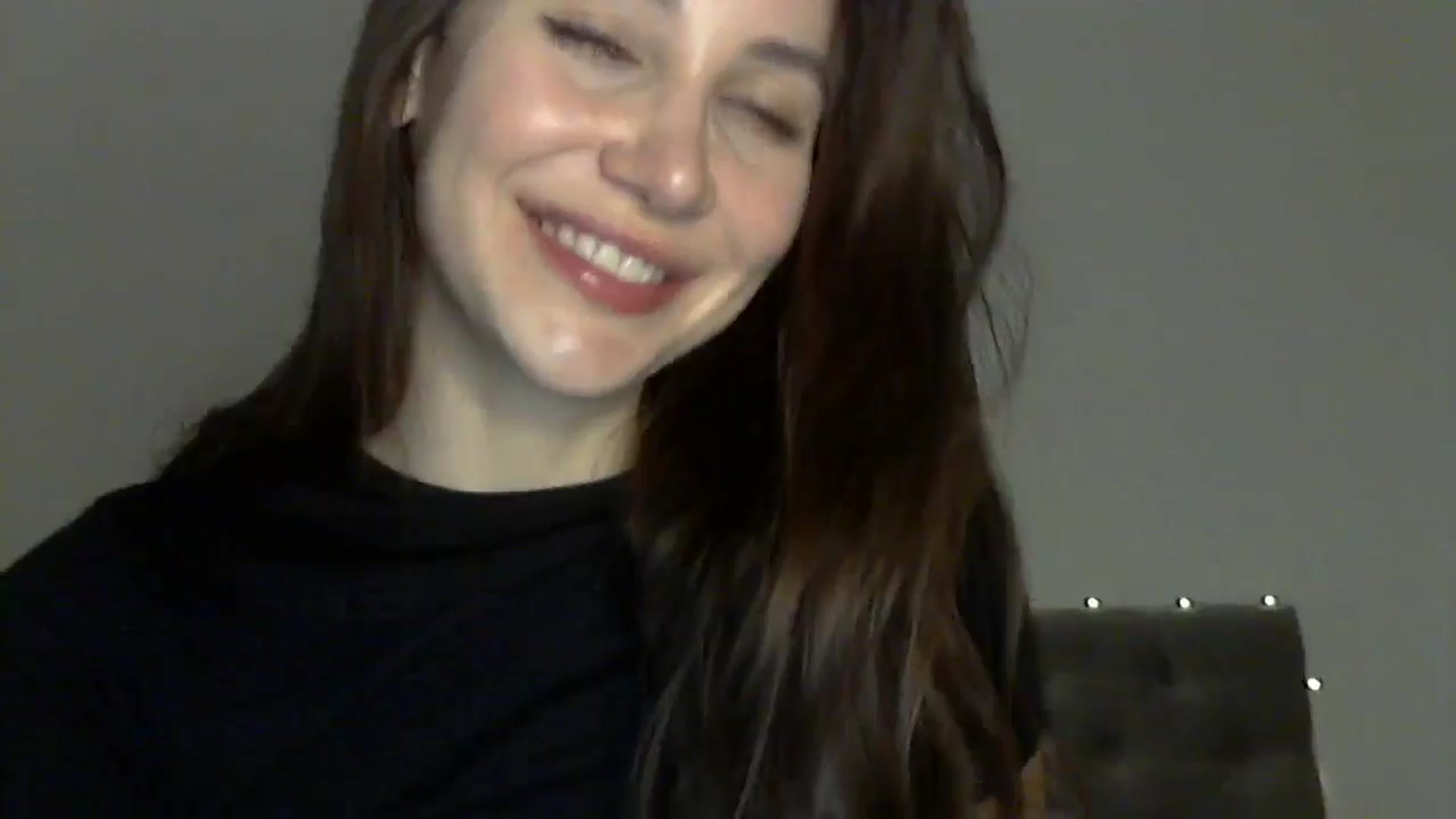 Gallery image thumbnail from HappinessInMe's myfreecams stream on, 11/18/2024, 16:00 image 20 of 20