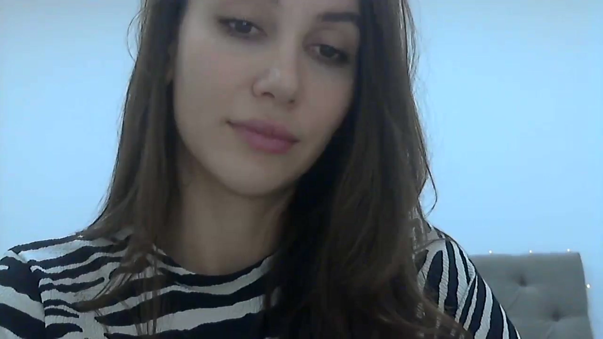 Gallery image thumbnail from HappinessInMe's myfreecams stream on, 11/19/2024, 15:22 image 4 of 20