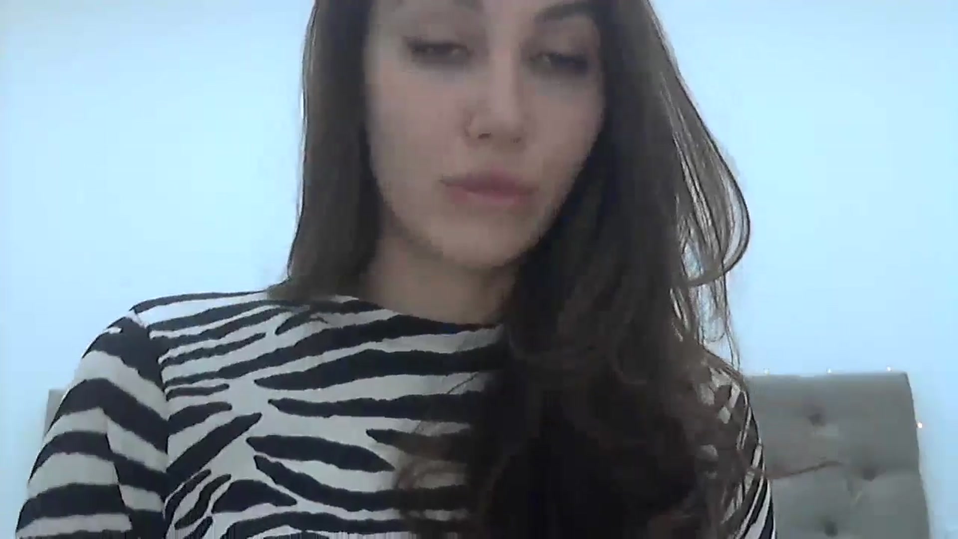 Gallery image thumbnail from HappinessInMe's myfreecams stream on, 11/19/2024, 15:22 image 18 of 20
