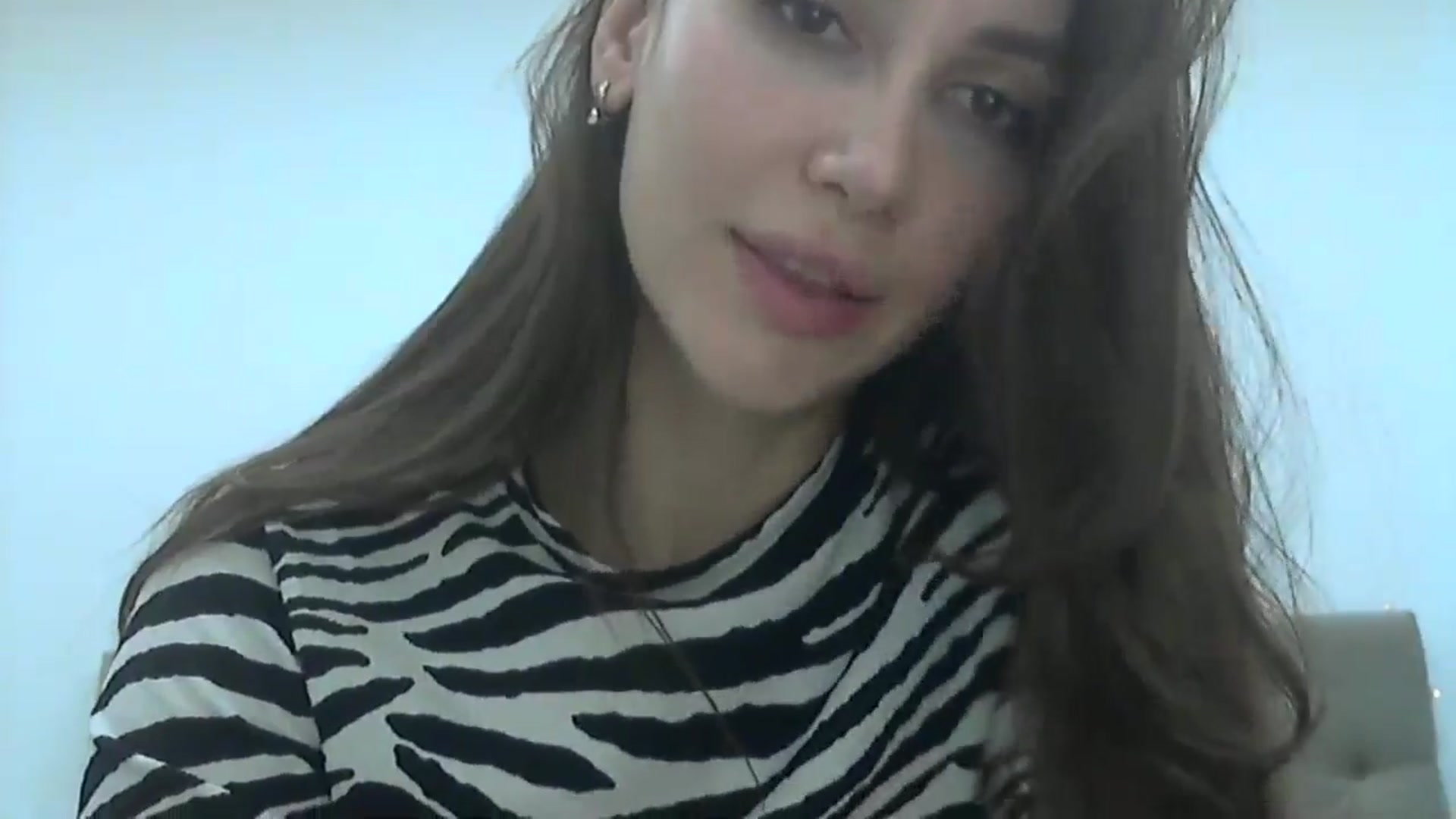 Gallery image thumbnail from HappinessInMe's myfreecams stream on, 11/19/2024, 16:08 image 12 of 20