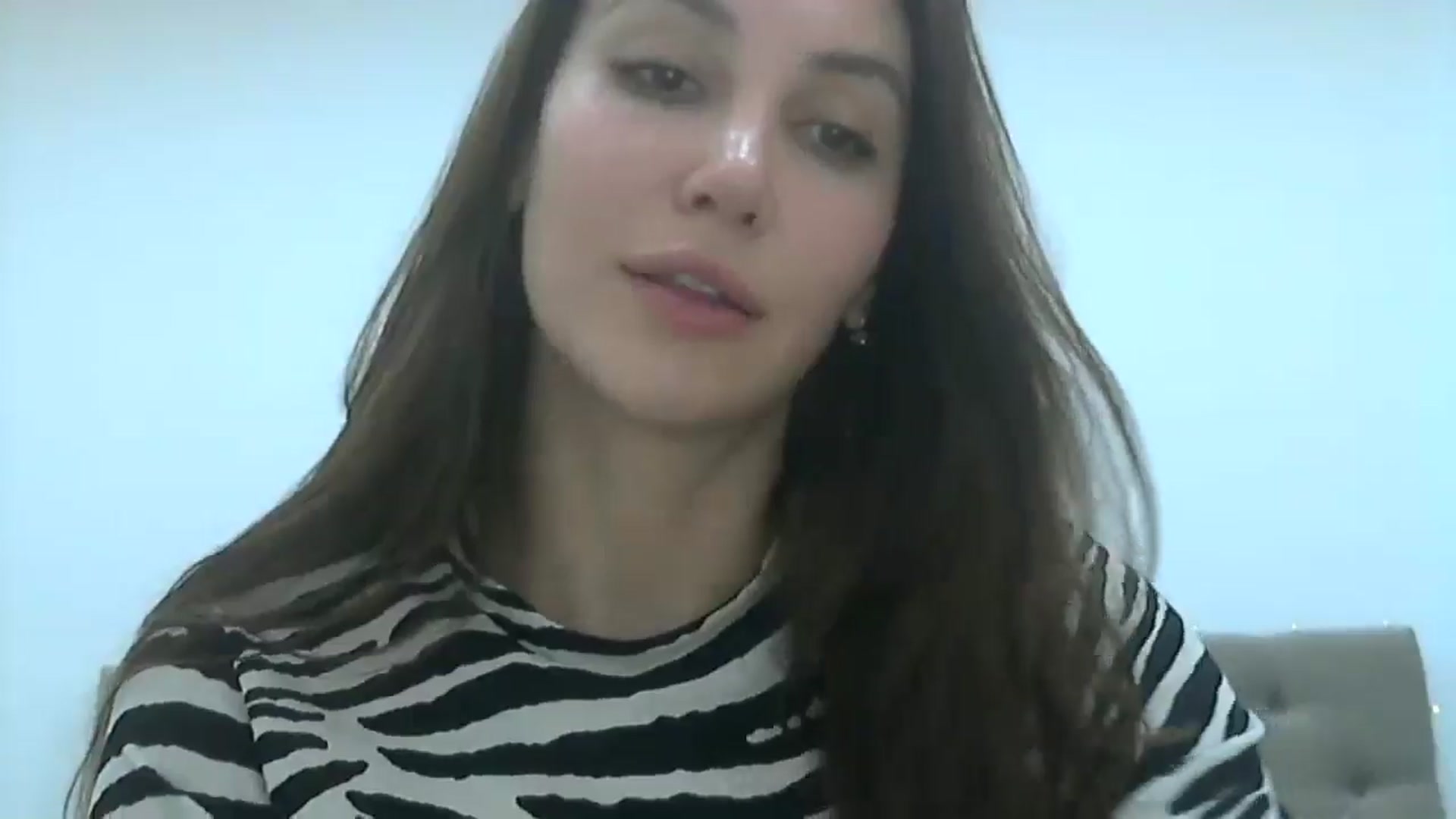 Gallery image thumbnail from HappinessInMe's myfreecams stream on, 11/19/2024, 16:08 image 14 of 20