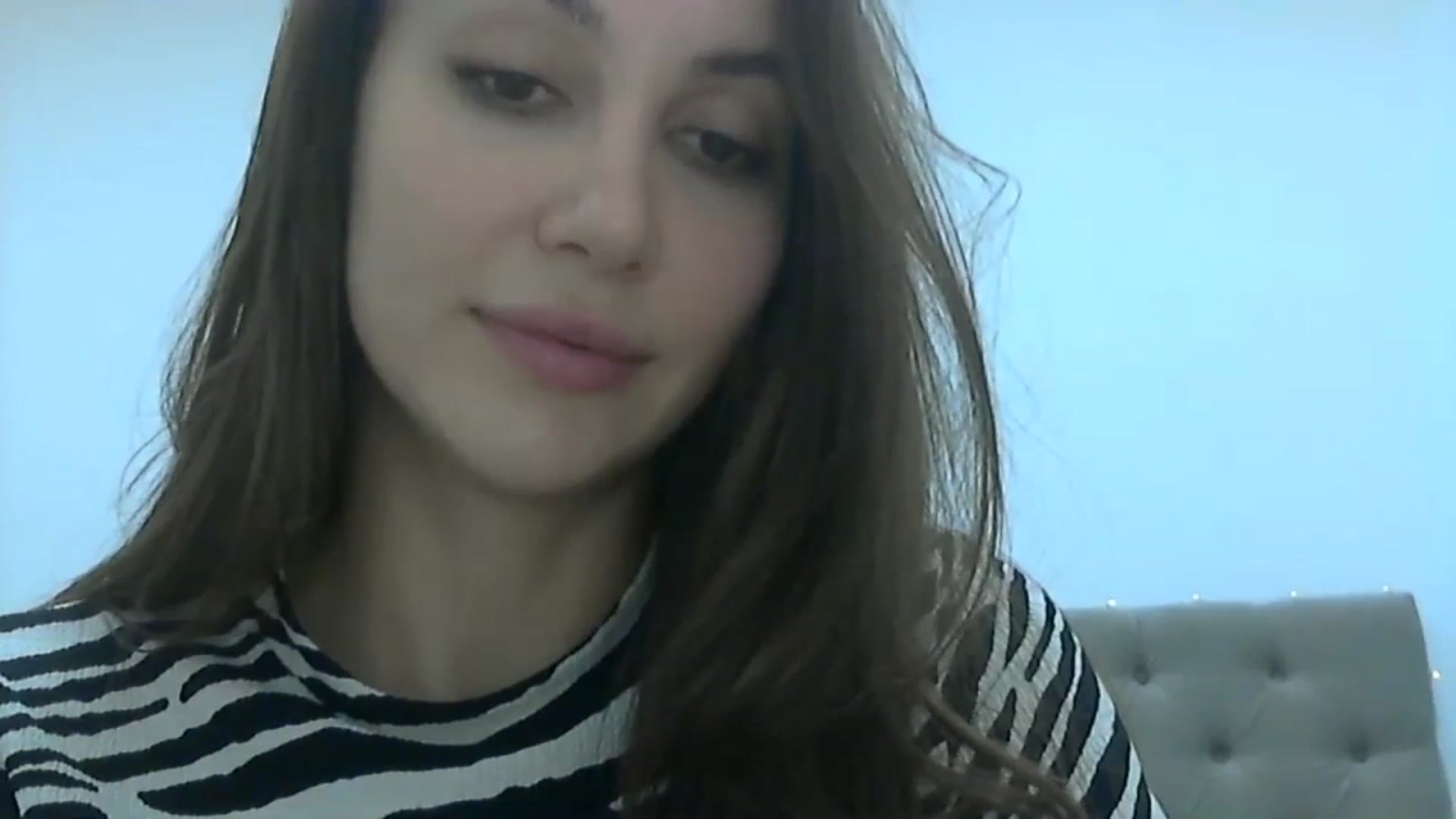 Gallery image thumbnail from HappinessInMe's myfreecams stream on, 11/19/2024, 16:08 image 19 of 20