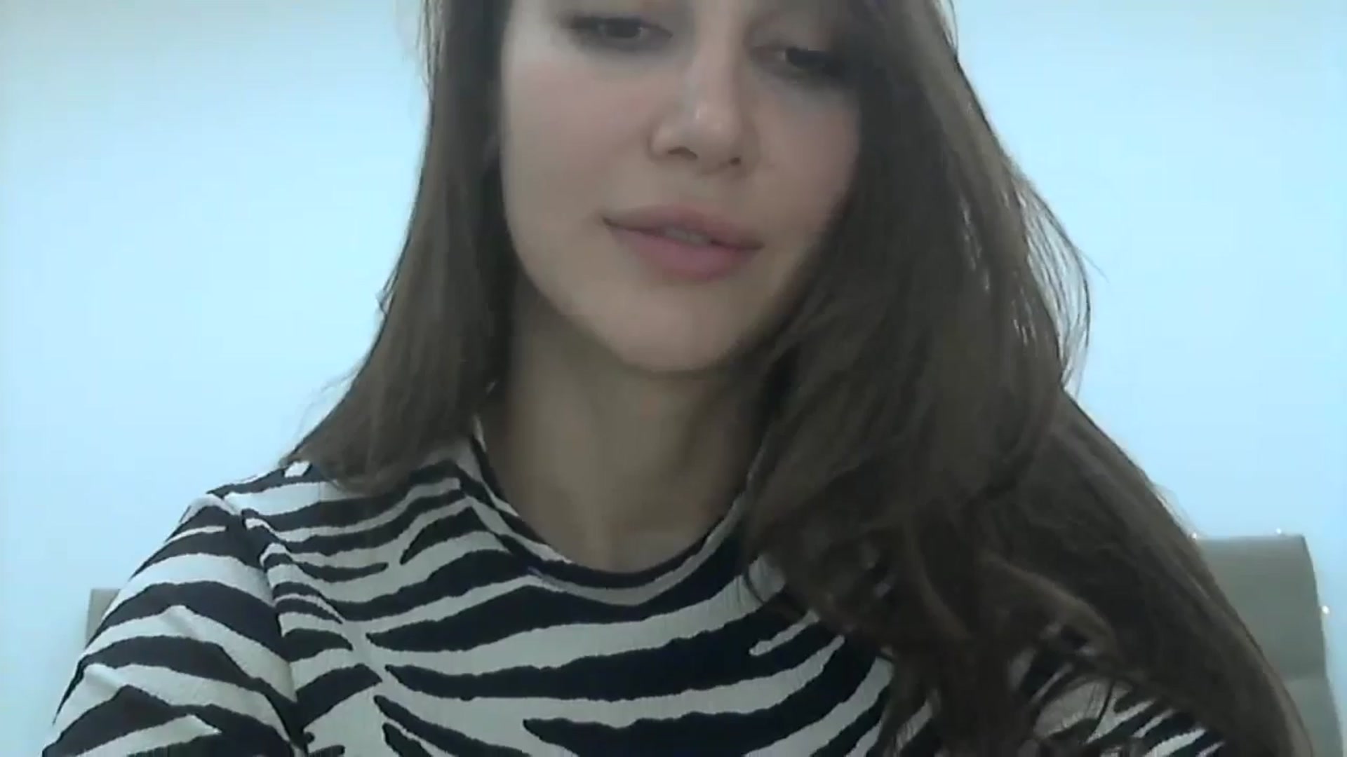 Gallery image thumbnail from HappinessInMe's myfreecams stream on, 11/19/2024, 16:08 image 18 of 20