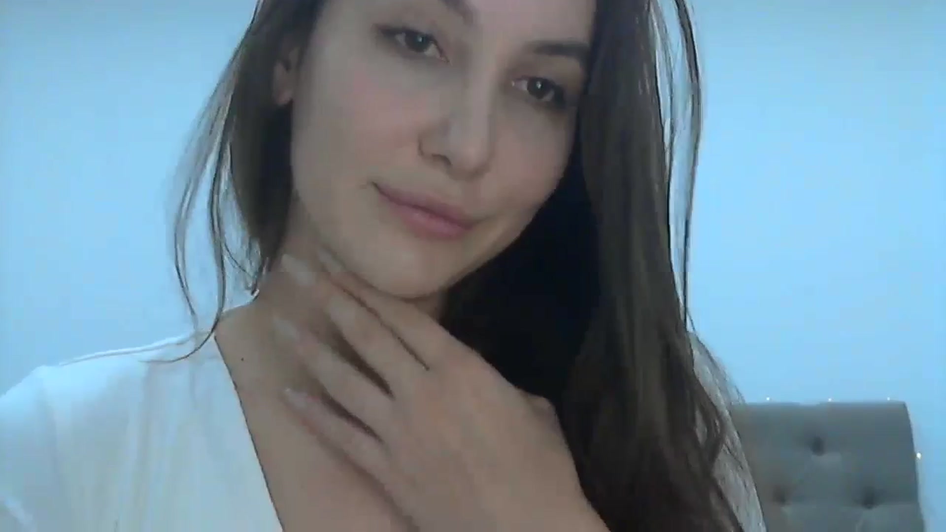 Gallery image thumbnail from HappinessInMe's myfreecams stream on, 11/24/2024, 16:08 image 6 of 20