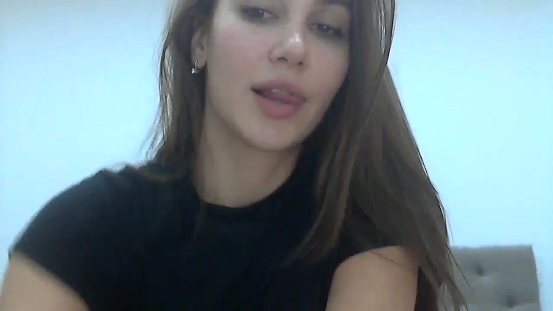 Gallery image thumbnail from HappinessInMe's myfreecams stream on, 11/26/2024, 15:51 image 4 of 20