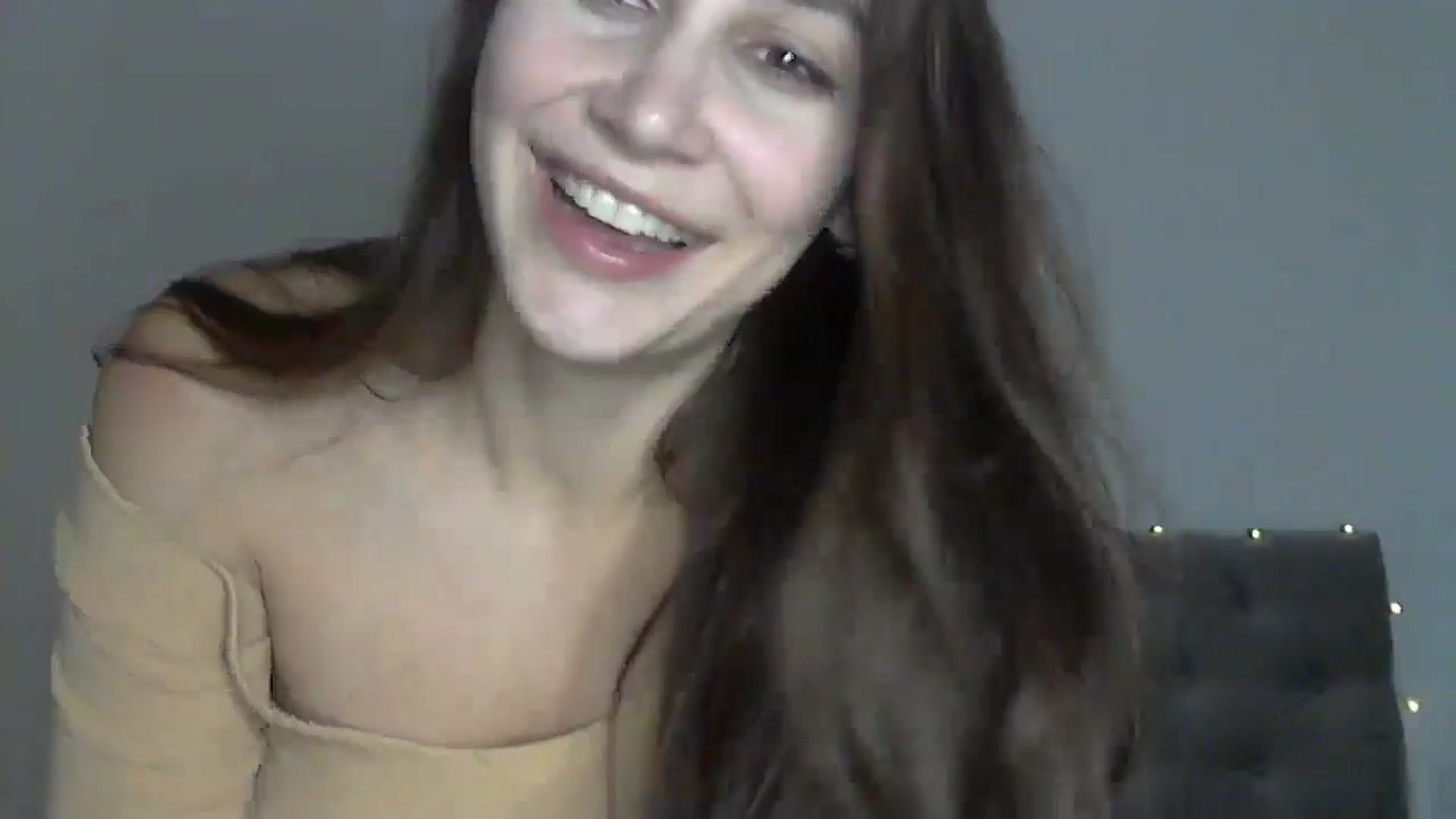 Gallery image thumbnail from HappinessInMe's myfreecams stream on, 11/28/2024, 16:23 image 5 of 20