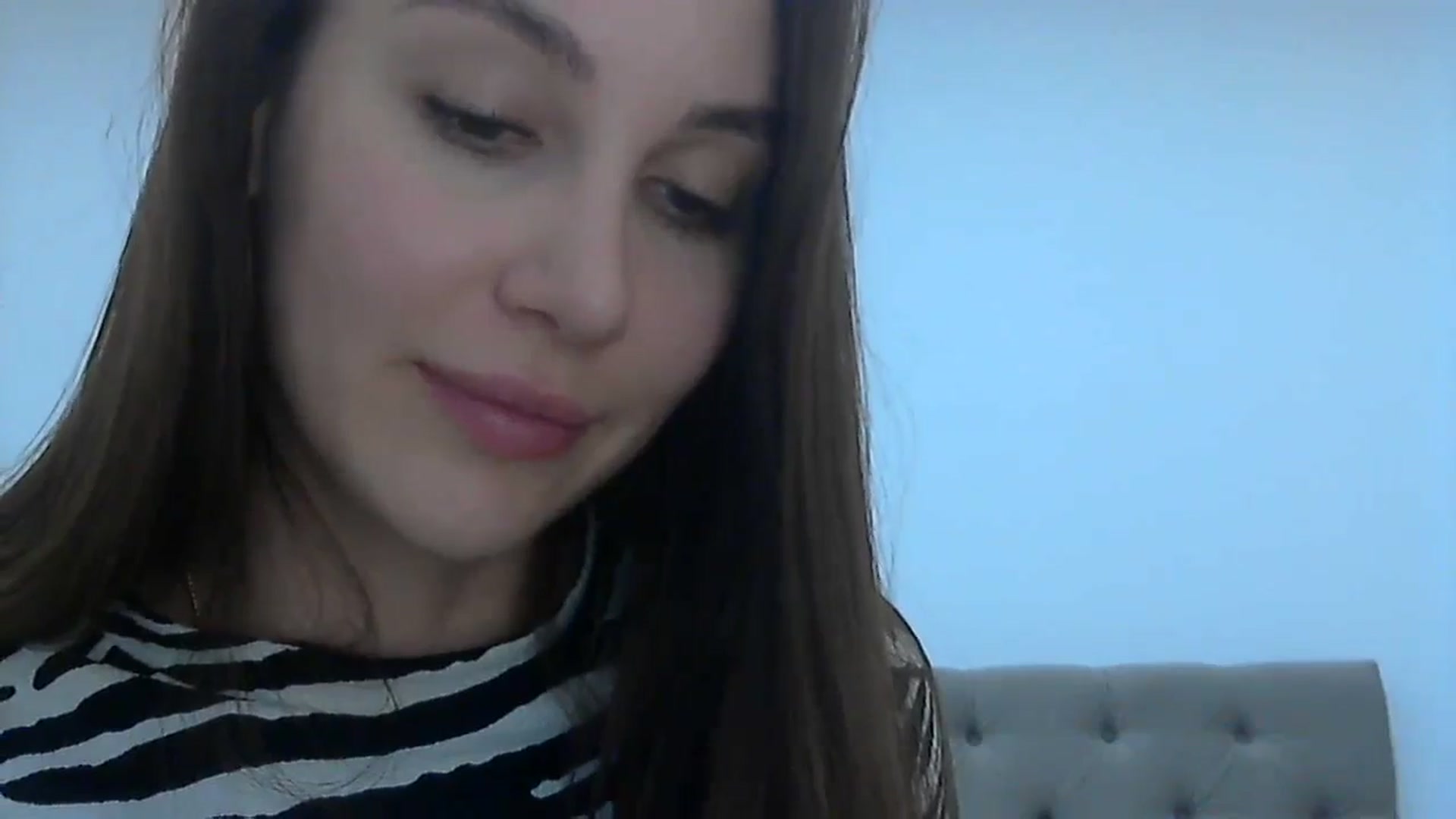 Gallery image thumbnail from HappinessInMe's myfreecams stream on, 12/19/2024, 16:26 image 12 of 20