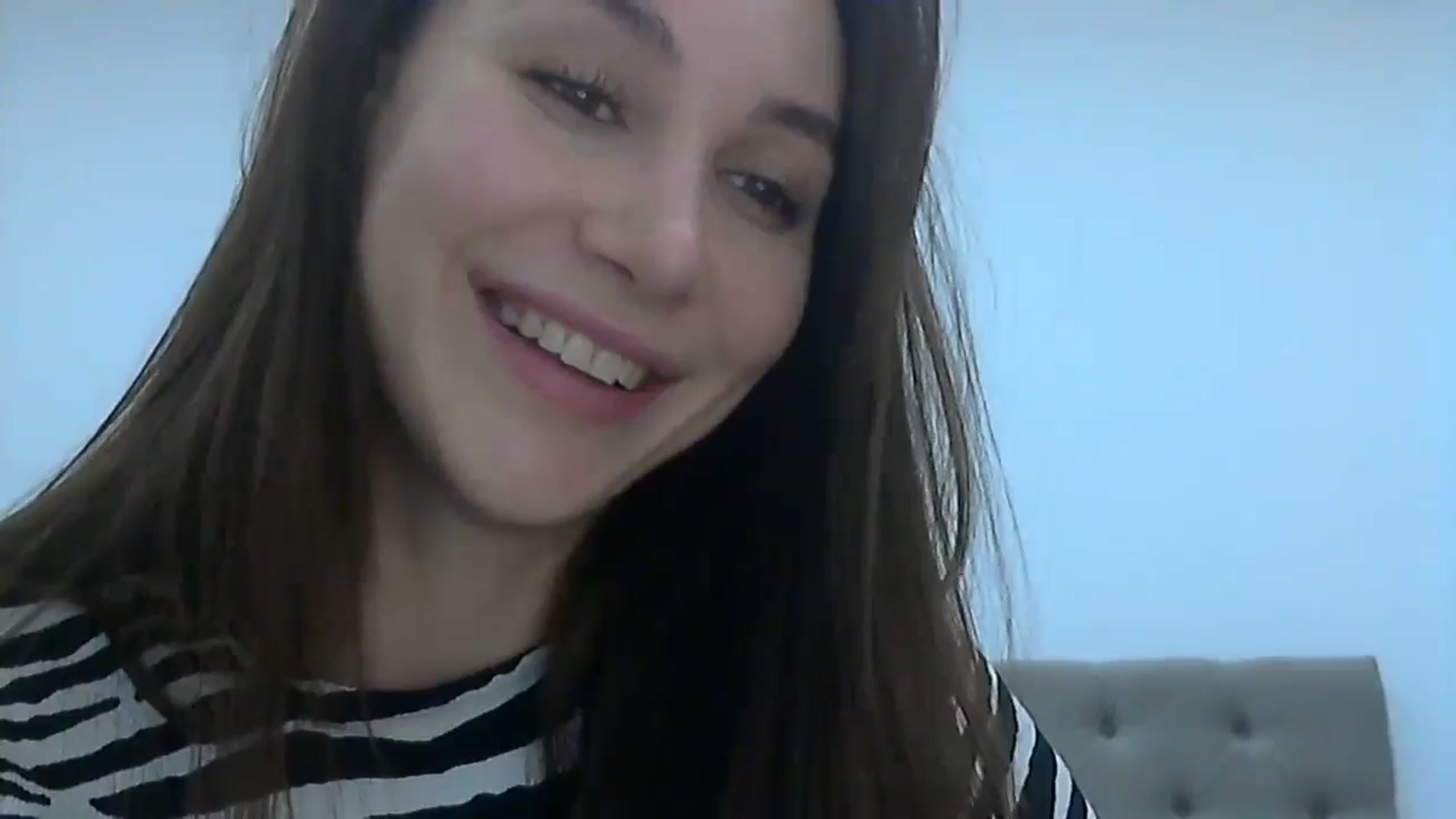 Gallery image thumbnail from HappinessInMe's myfreecams stream on, 12/19/2024, 16:26 image 4 of 20