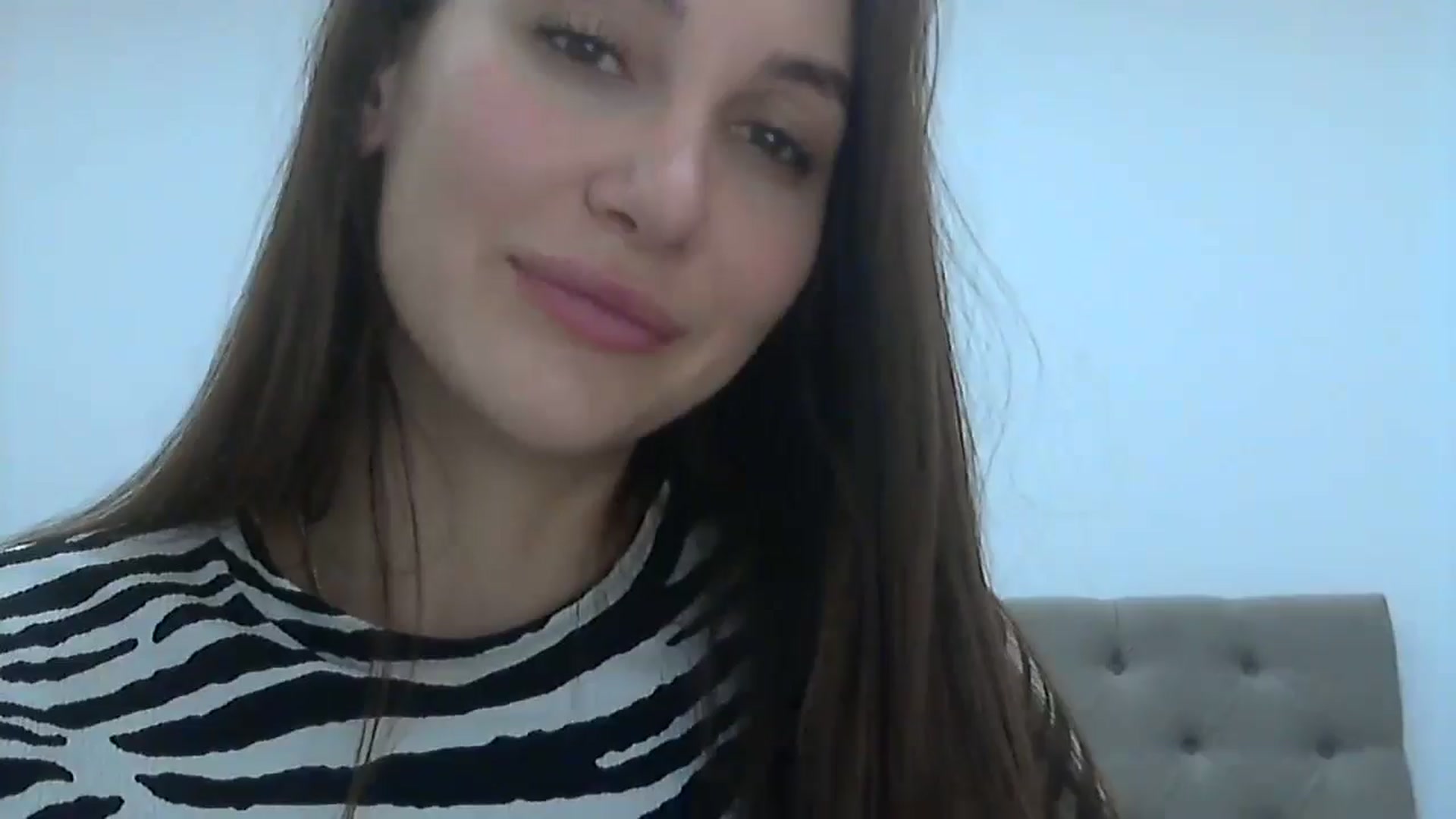 Gallery image thumbnail from HappinessInMe's myfreecams stream on, 12/19/2024, 16:26 image 18 of 20