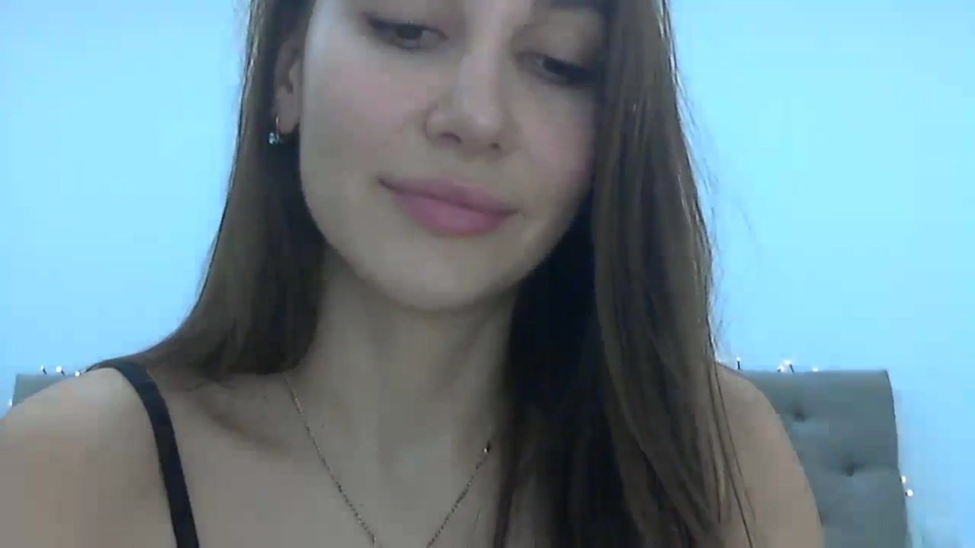 Gallery image thumbnail from HappinessInMe's myfreecams stream on, 12/22/2024, 17:22 image 17 of 20