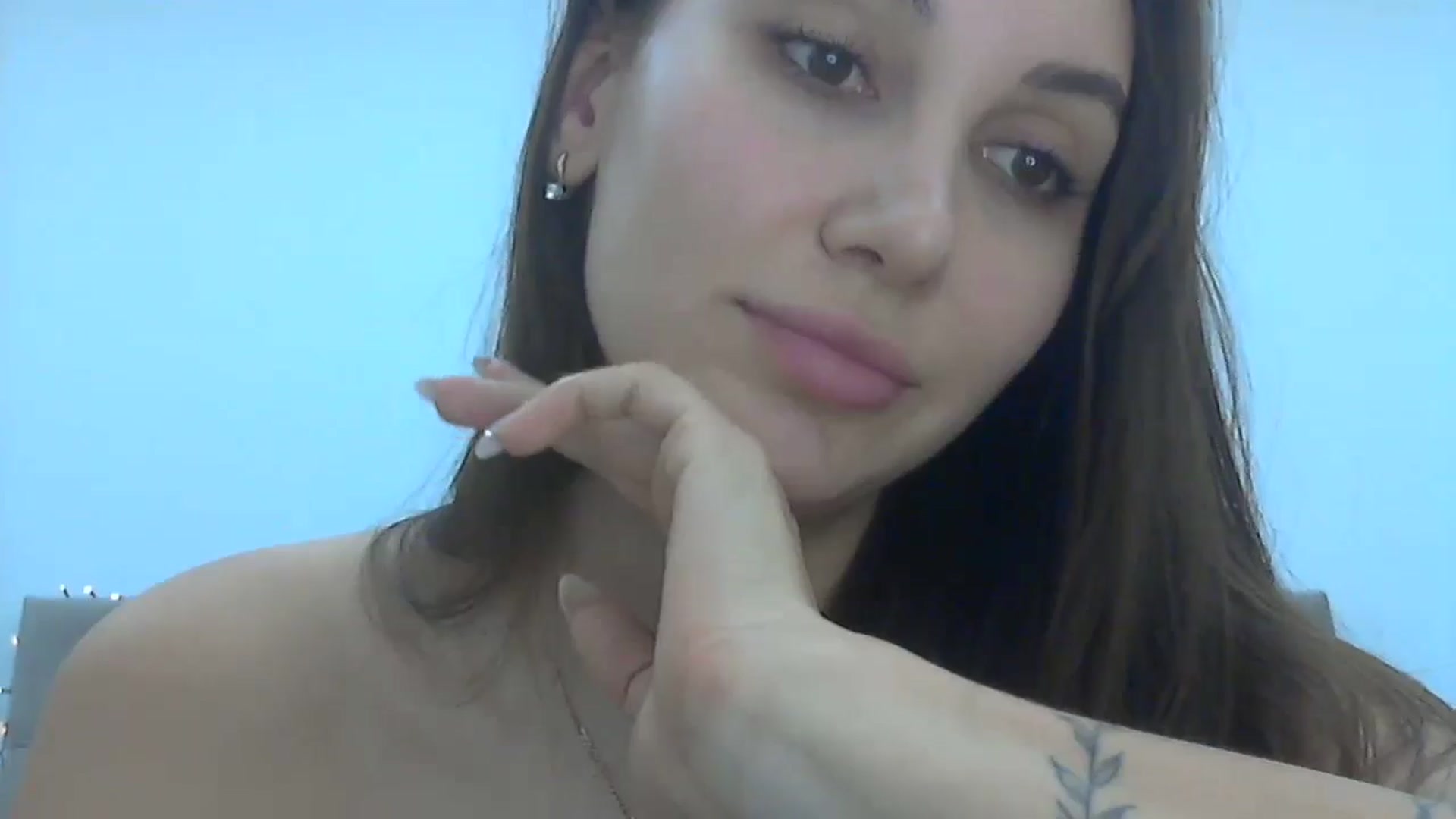 Gallery image thumbnail from HappinessInMe's myfreecams stream on, 12/22/2024, 17:22 image 13 of 20
