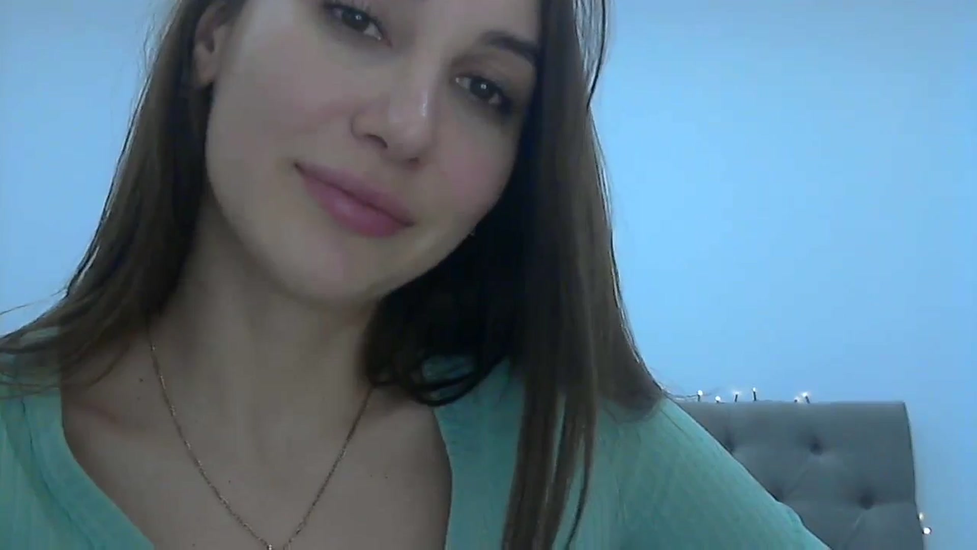 Gallery image thumbnail from HappinessInMe's myfreecams stream on, 12/23/2024, 16:10 image 11 of 20