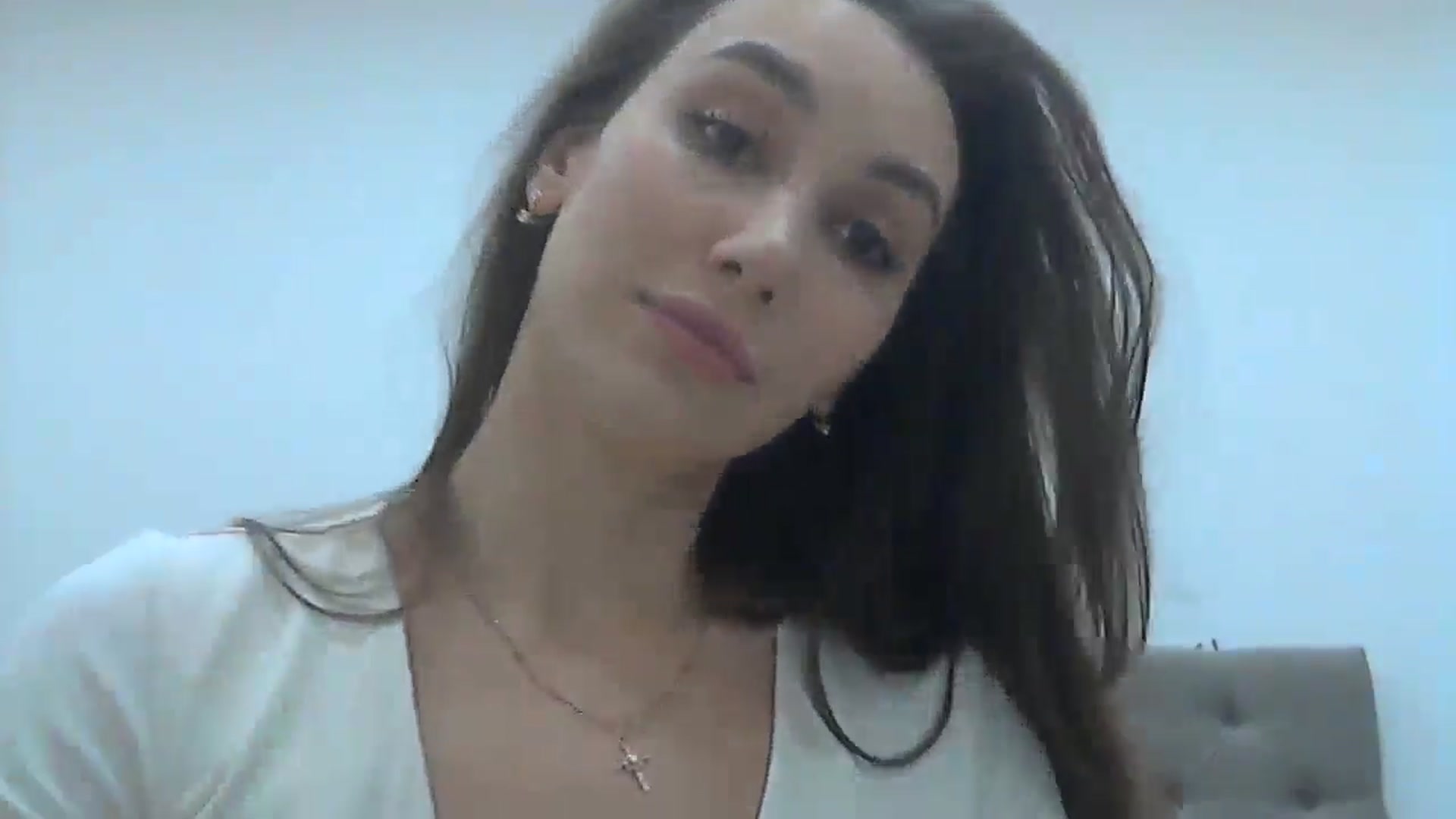 Gallery image thumbnail from HappinessInMe's myfreecams stream on, 12/25/2024, 15:41 image 6 of 20