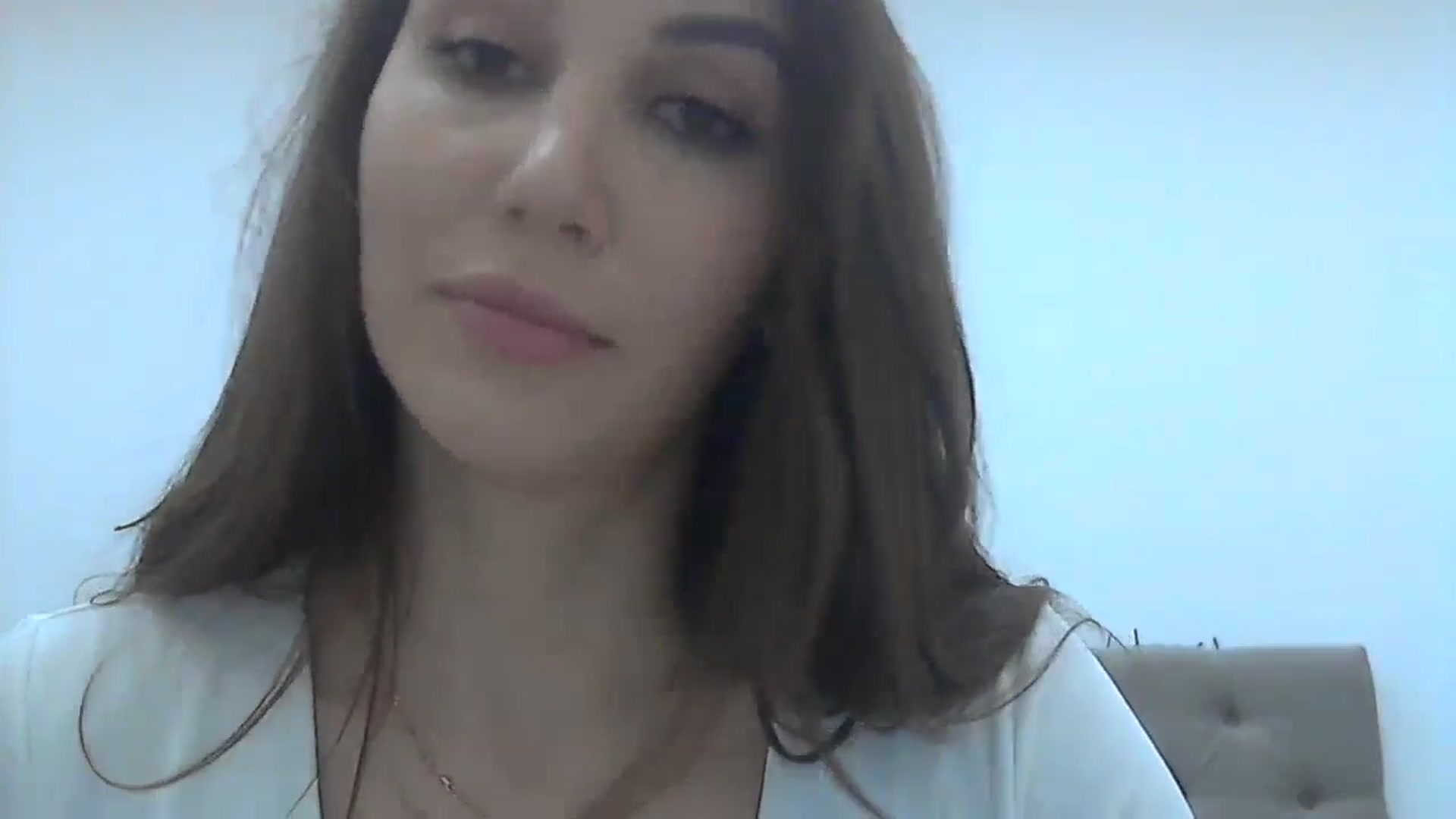 Gallery image thumbnail from HappinessInMe's myfreecams stream on, 12/25/2024, 15:41 image 15 of 20