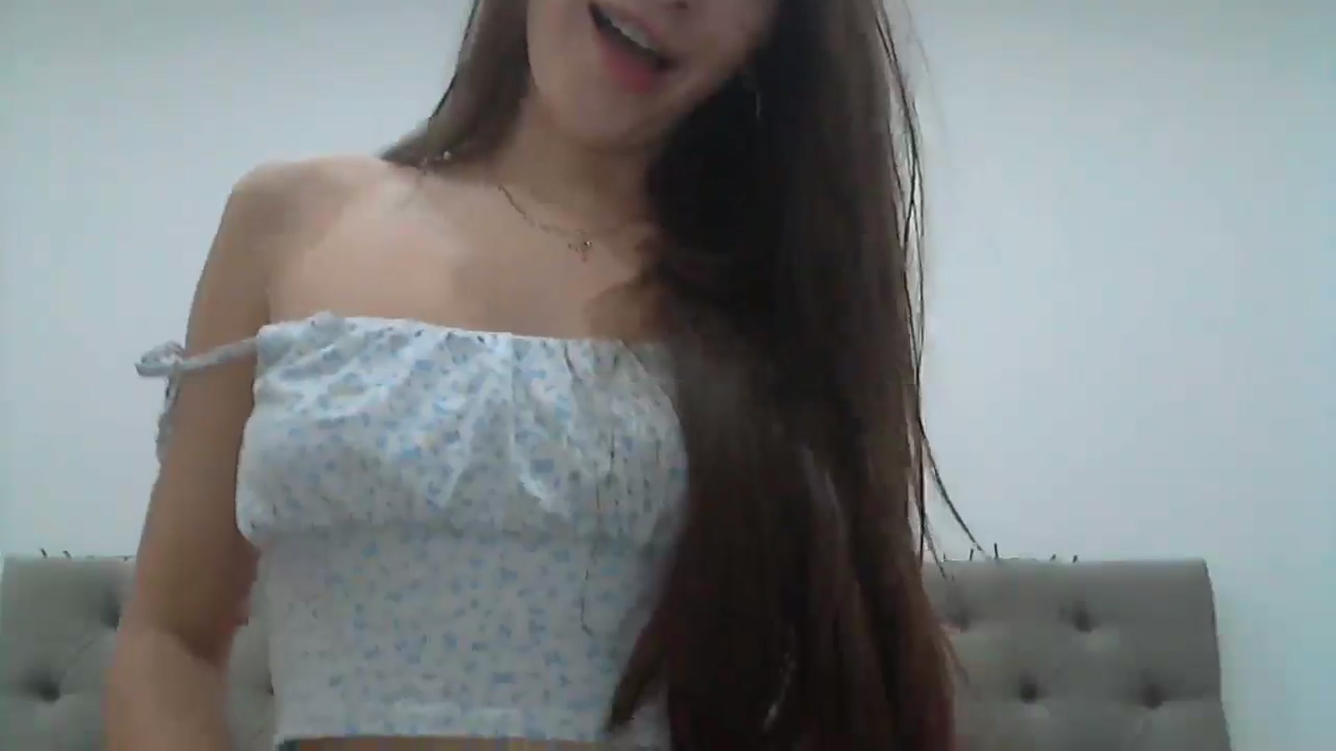 Gallery image thumbnail from HappinessInMe's myfreecams stream on, 01/18/2025, 16:45 image 4 of 20