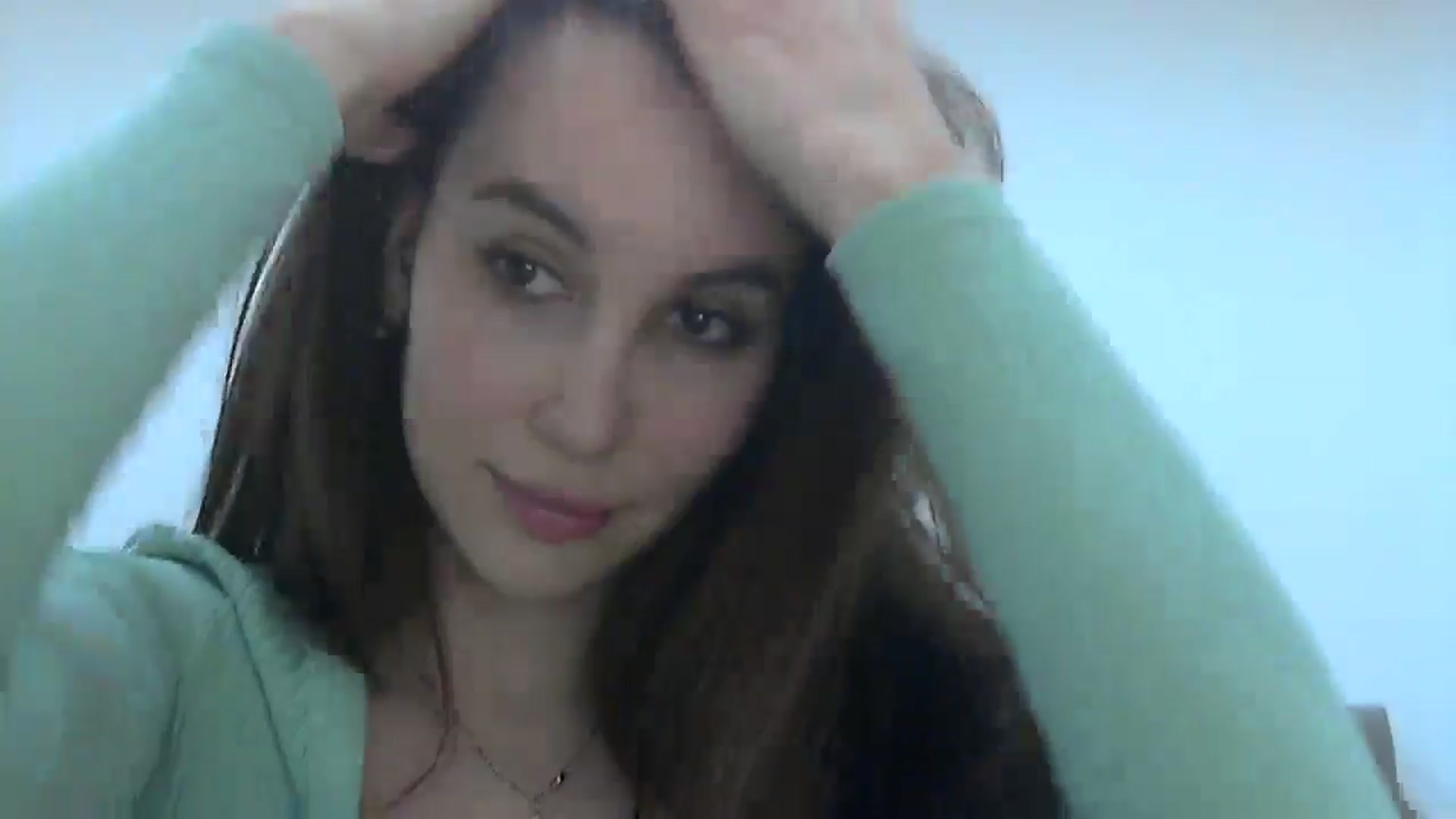Gallery image thumbnail from HappinessInMe's myfreecams stream on, 03/19/2025, 16:38 image 8 of 20
