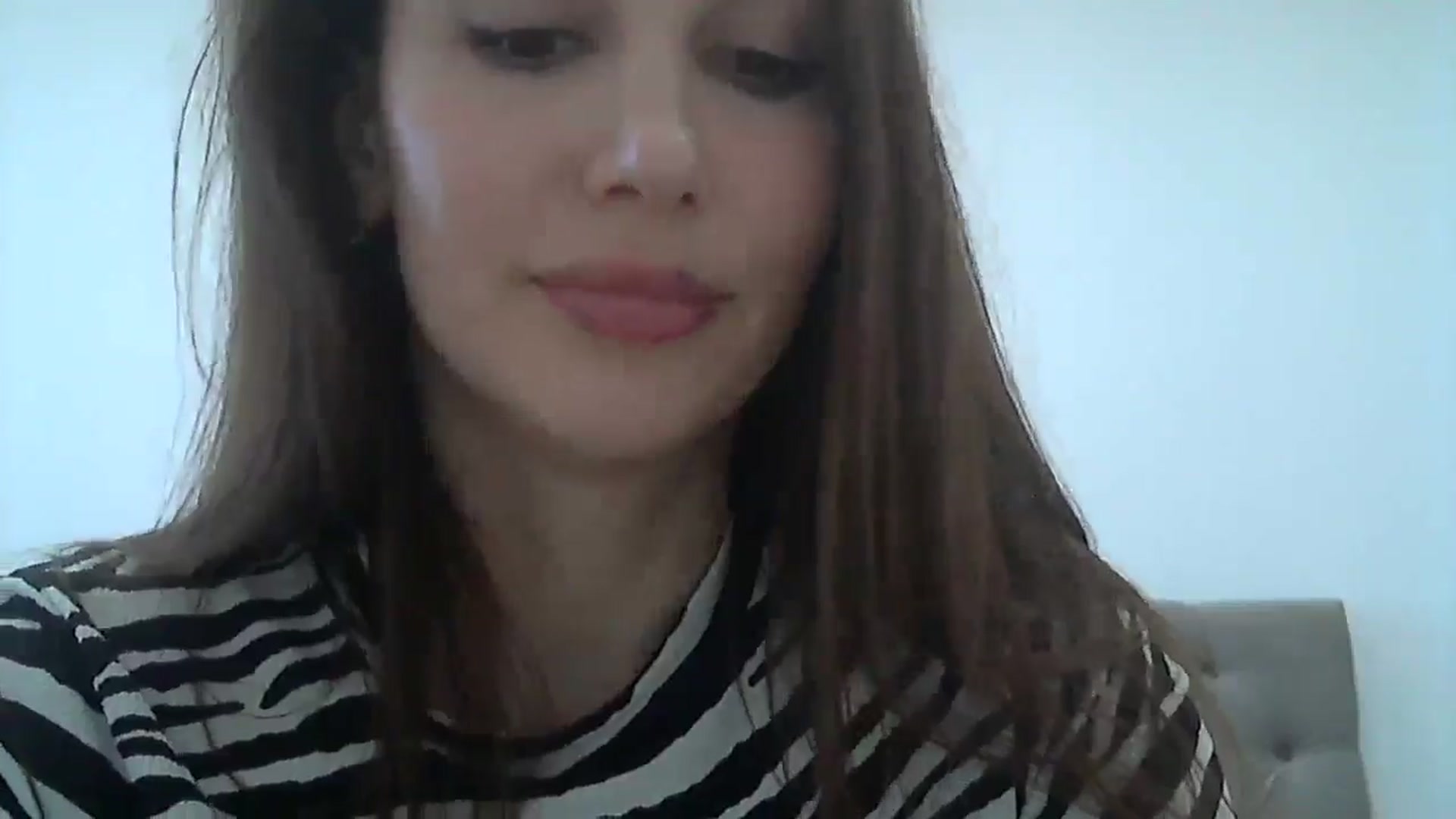 Gallery image thumbnail from HappinessInMe's myfreecams stream on, 04/19/2025, 15:26 image 15 of 20
