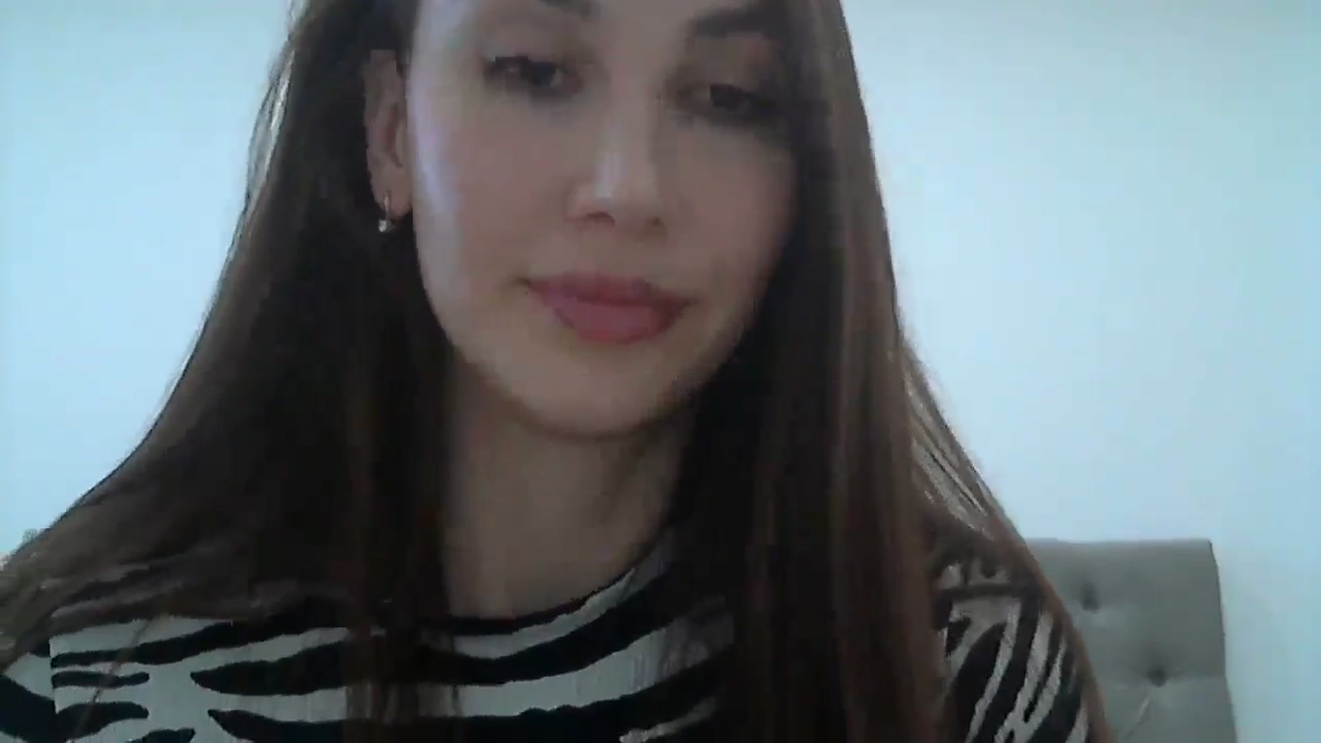 Gallery image thumbnail from HappinessInMe's myfreecams stream on, 04/19/2025, 15:45 image 17 of 20