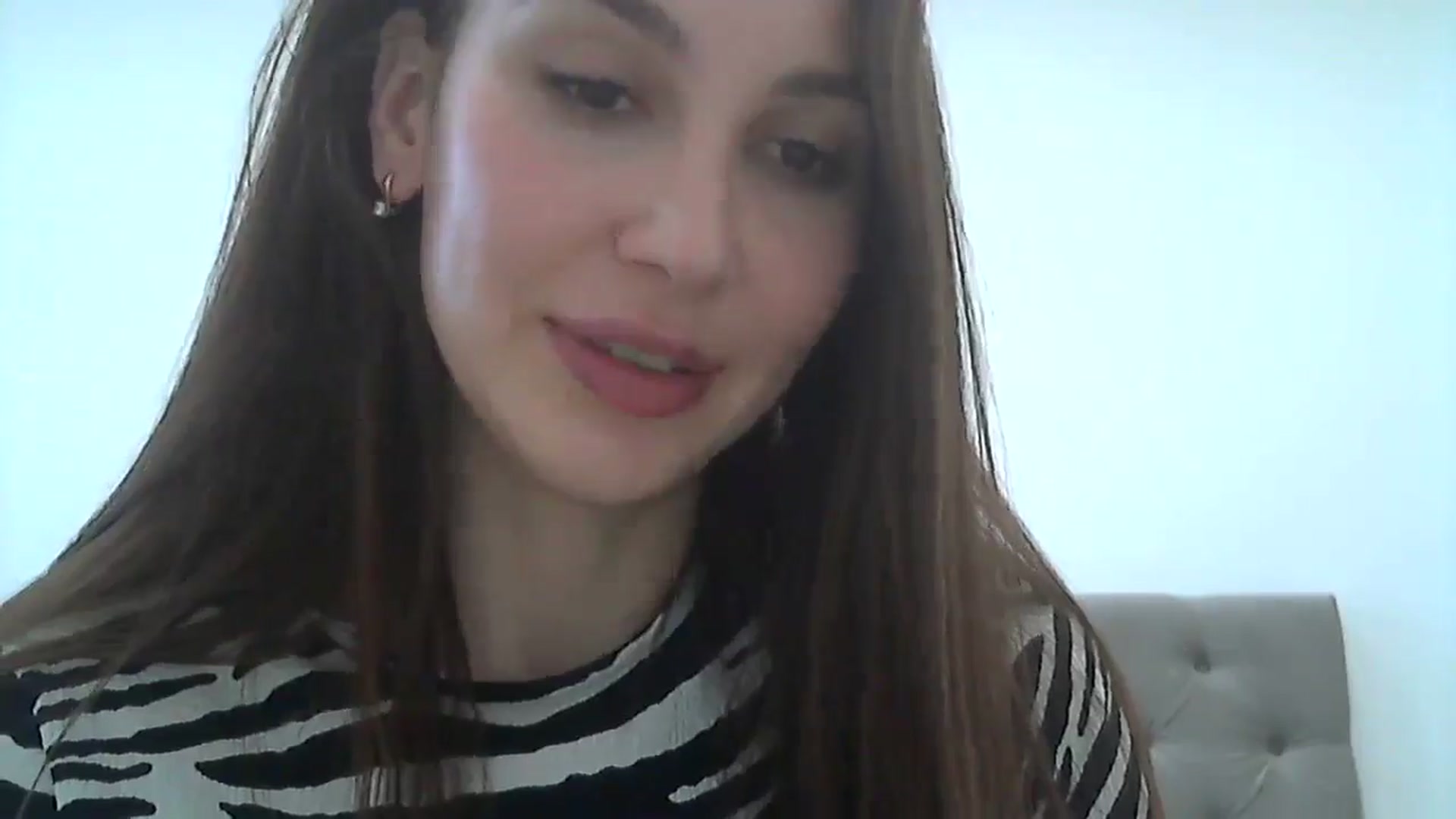 Gallery image thumbnail from HappinessInMe's myfreecams stream on, 04/19/2025, 15:45 image 16 of 20