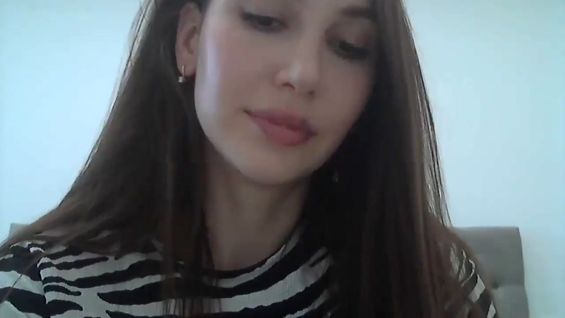 Gallery image thumbnail from HappinessInMe's myfreecams stream on, 04/19/2025, 15:45 image 15 of 20