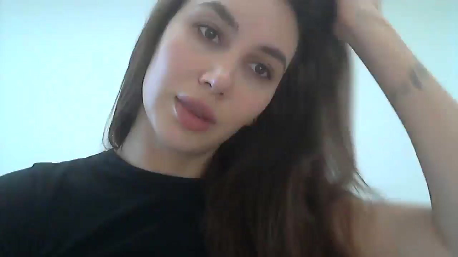 Gallery image thumbnail from HappinessInMe's myfreecams stream on, 05/30/2025, 15:07 image 1 of 20