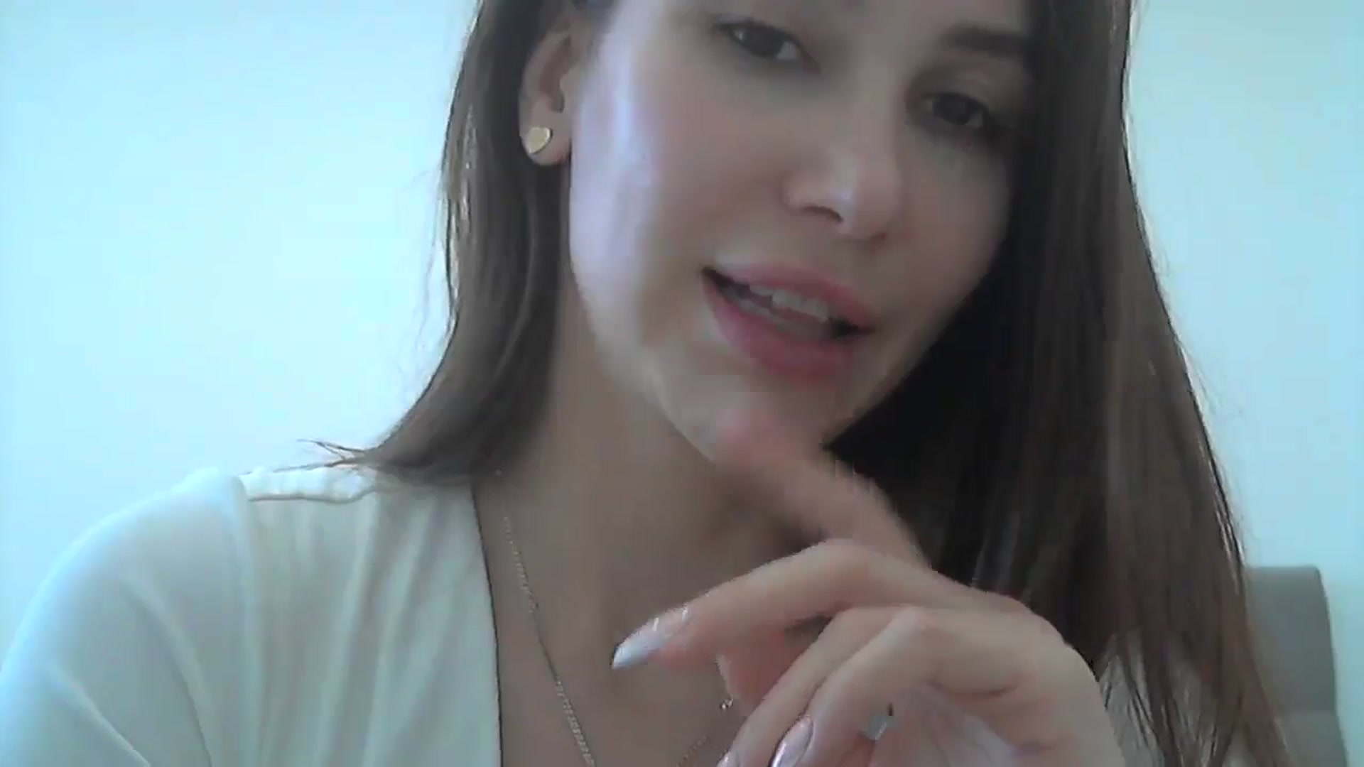 Gallery image thumbnail from HappinessInMe's myfreecams stream on, 06/19/2025, 14:54 image 13 of 20