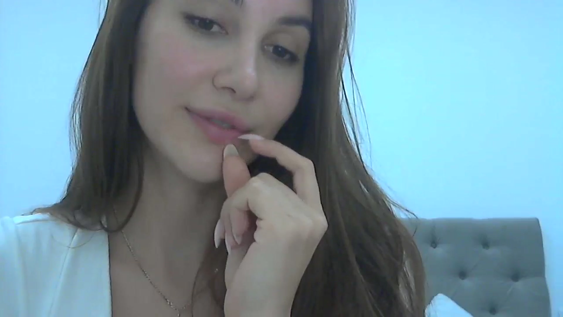 Gallery image thumbnail from HappinessInMe's myfreecams stream on, 08/19/2025, 15:11 image 16 of 20